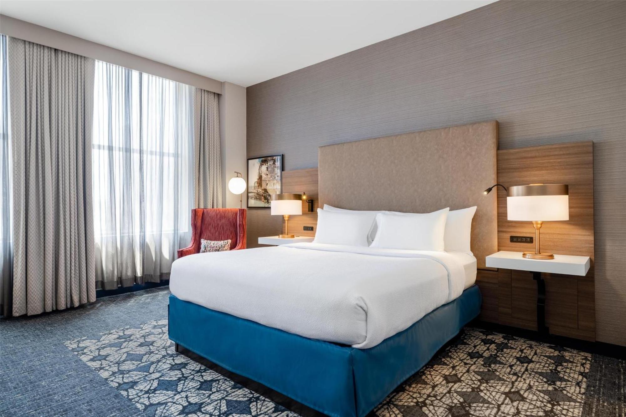 King Room,1703551046:JPEG