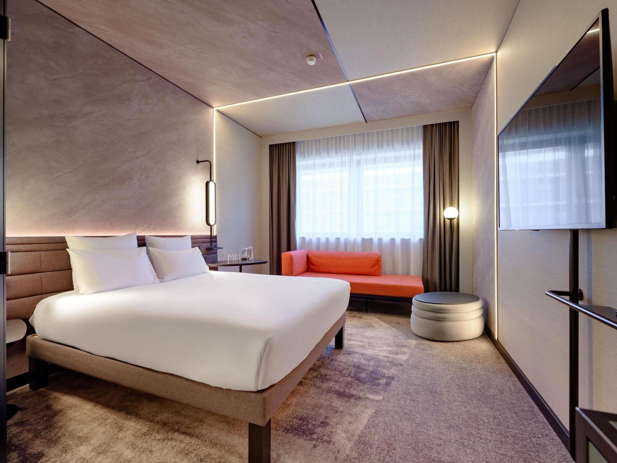 Standard Room with double bed and sofa,1742657193:JPEG