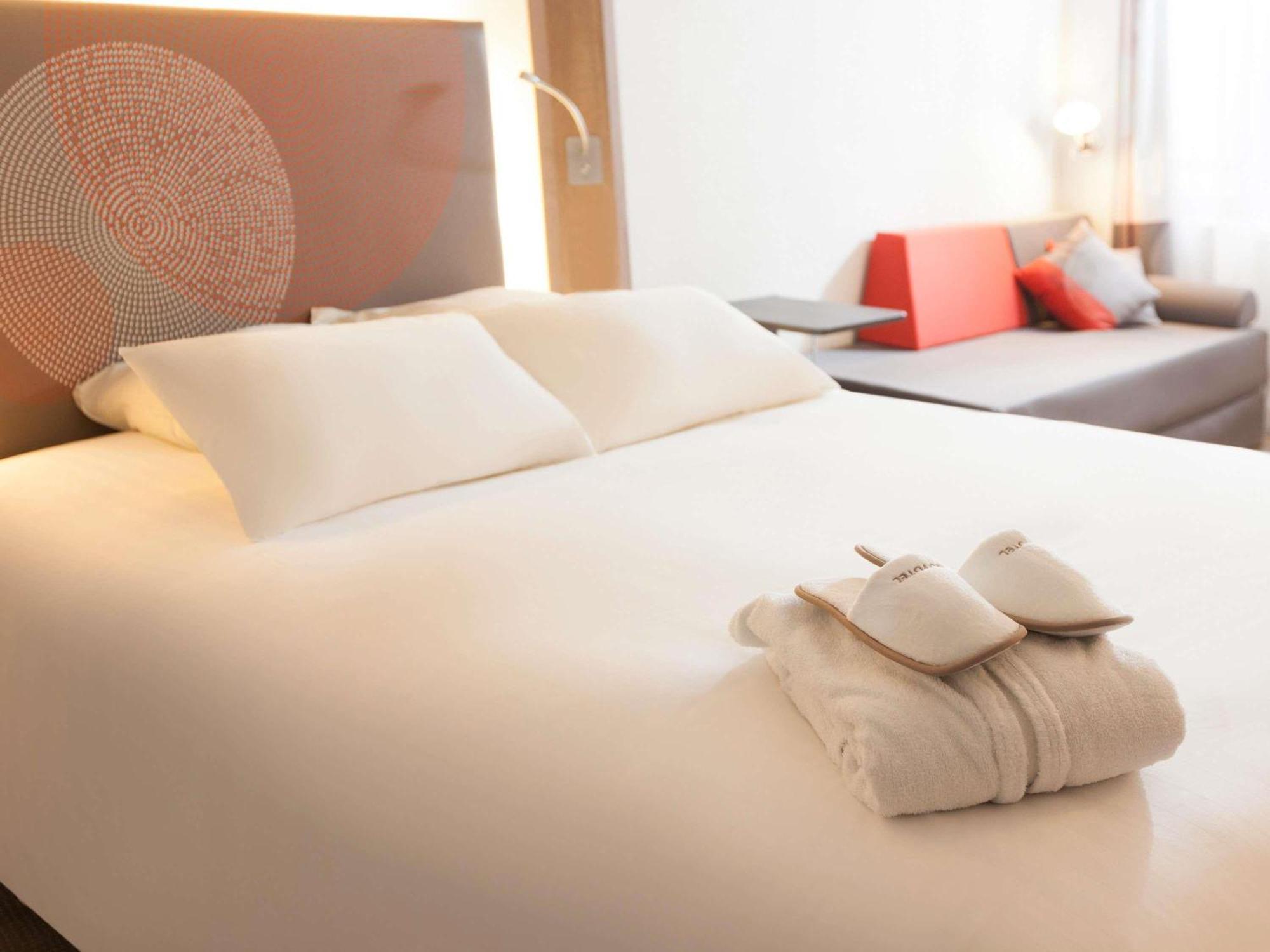 Executive Double Room with Sofa Bed,1704943490:JPEG