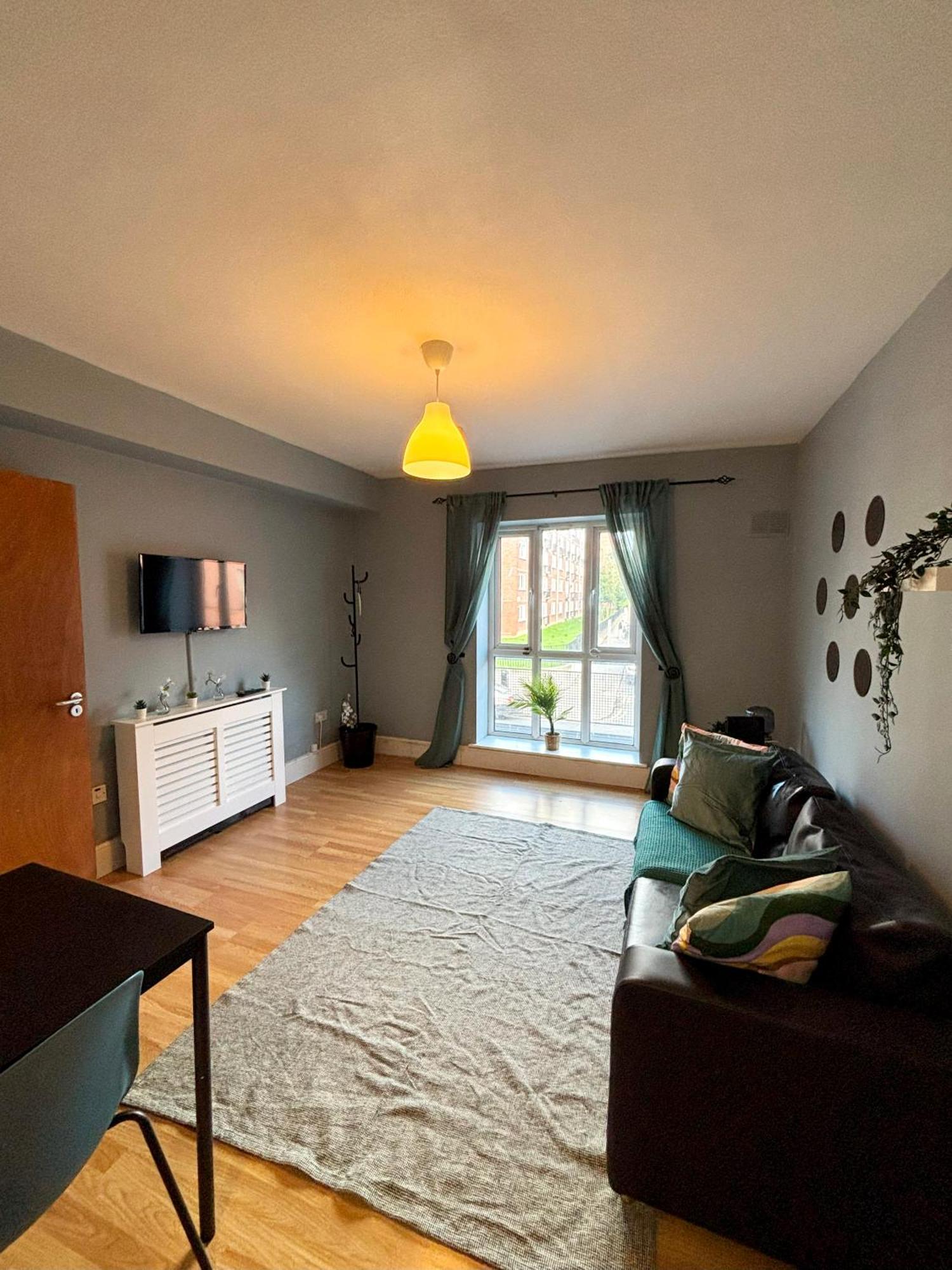 Apartamento com 1 Quarto