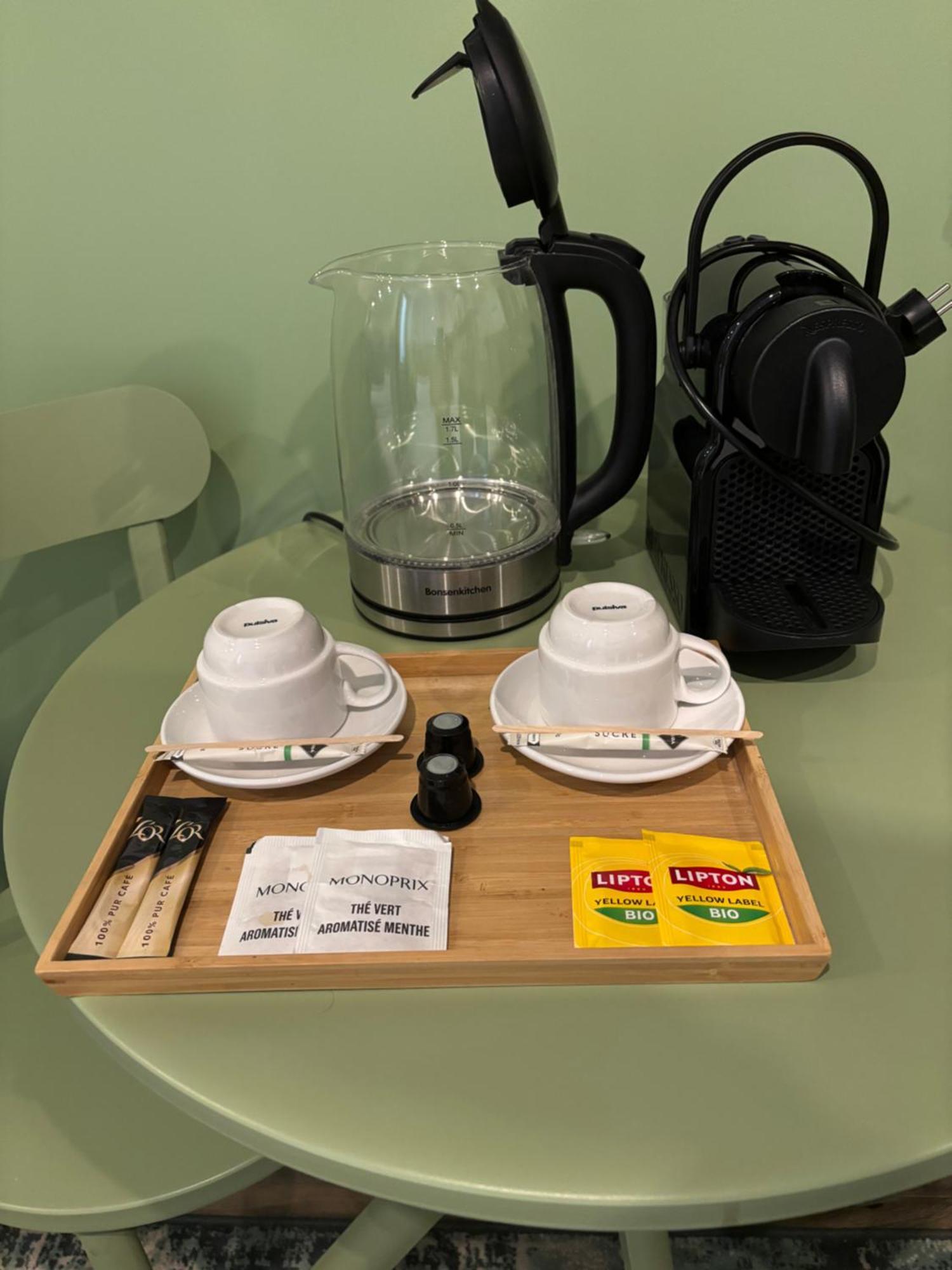 Standard Twin Room