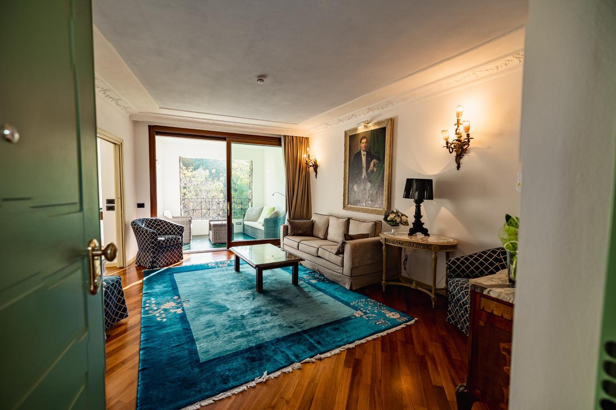 Suite with Park View,1705570342:JPEG