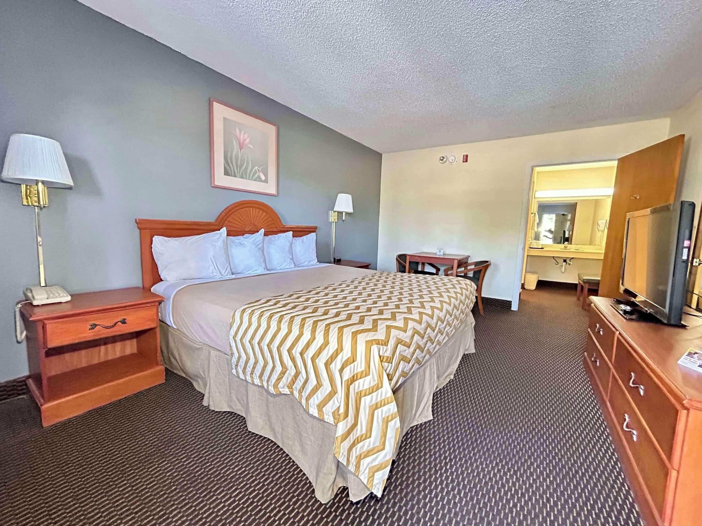 King Room - Disability Access/Non Smoking