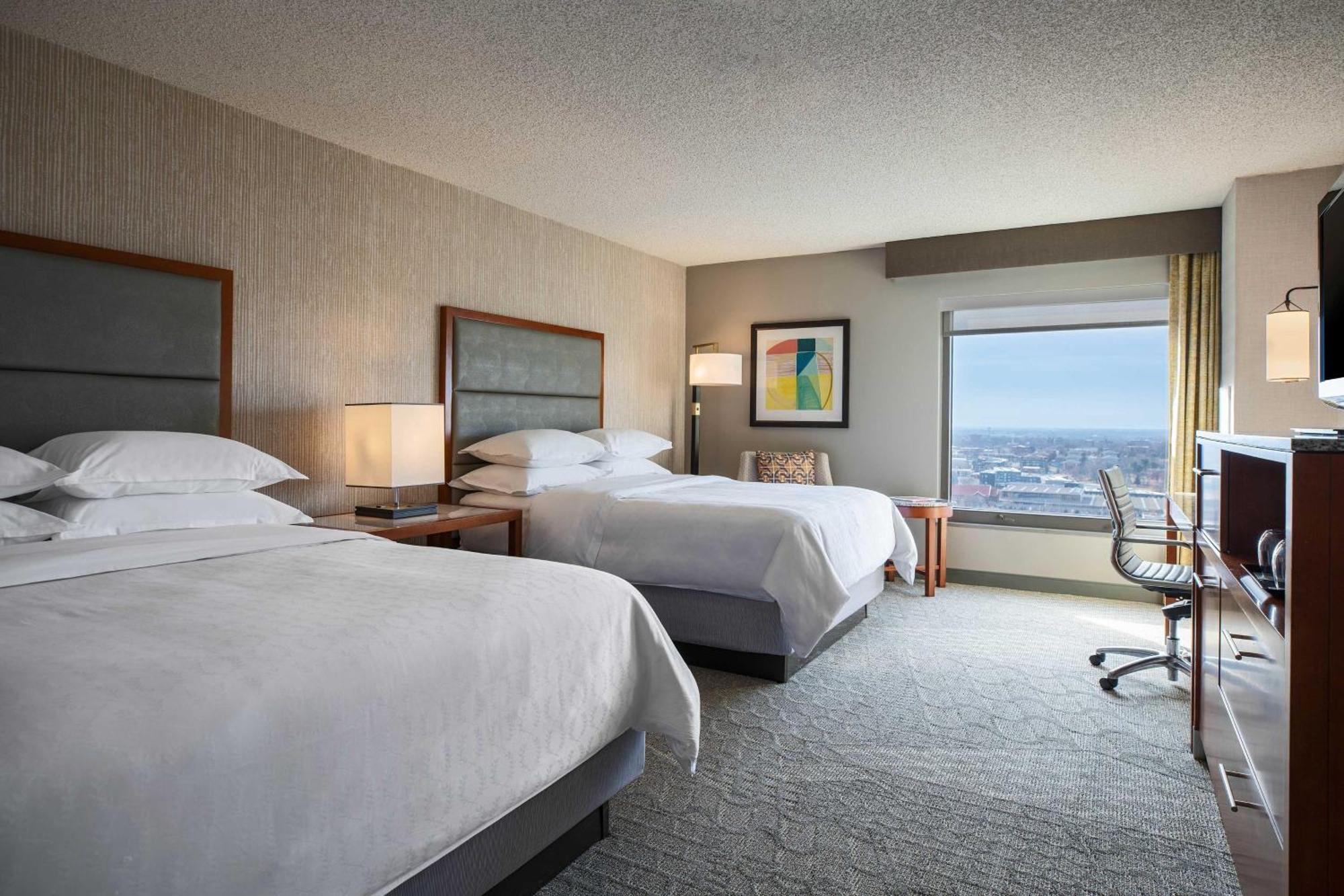 Club level Guest room 2 Queen High floor,1388040896:JPEG