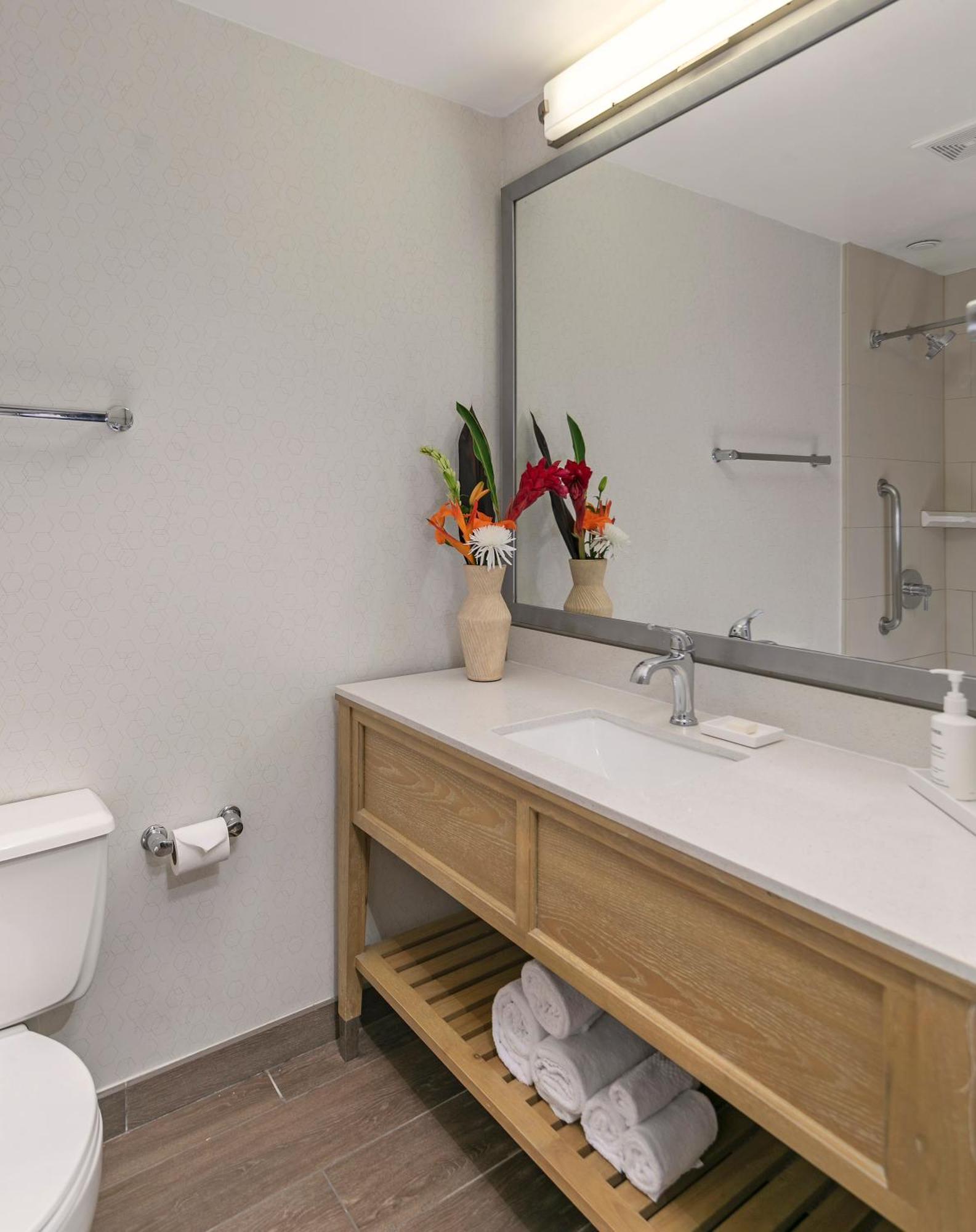 Quadruple Room with Sea View