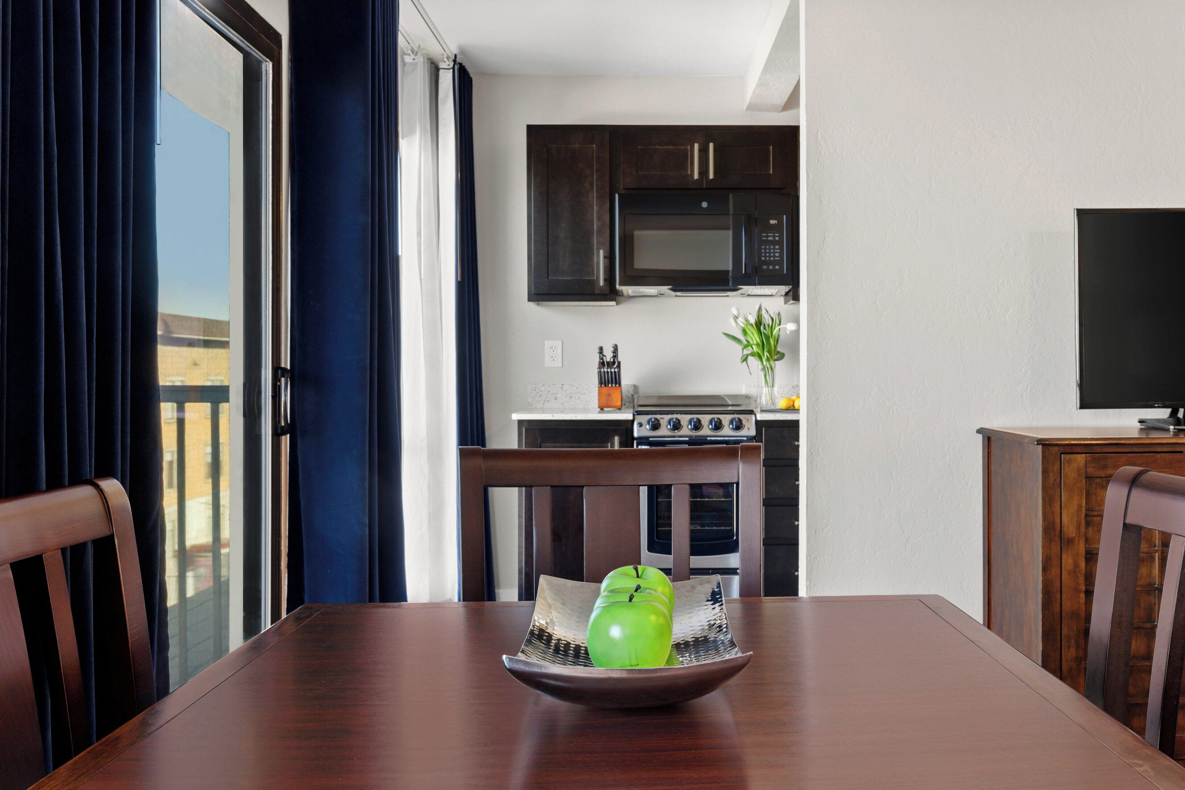 One-Bedroom Suite,1706373043:JPEG