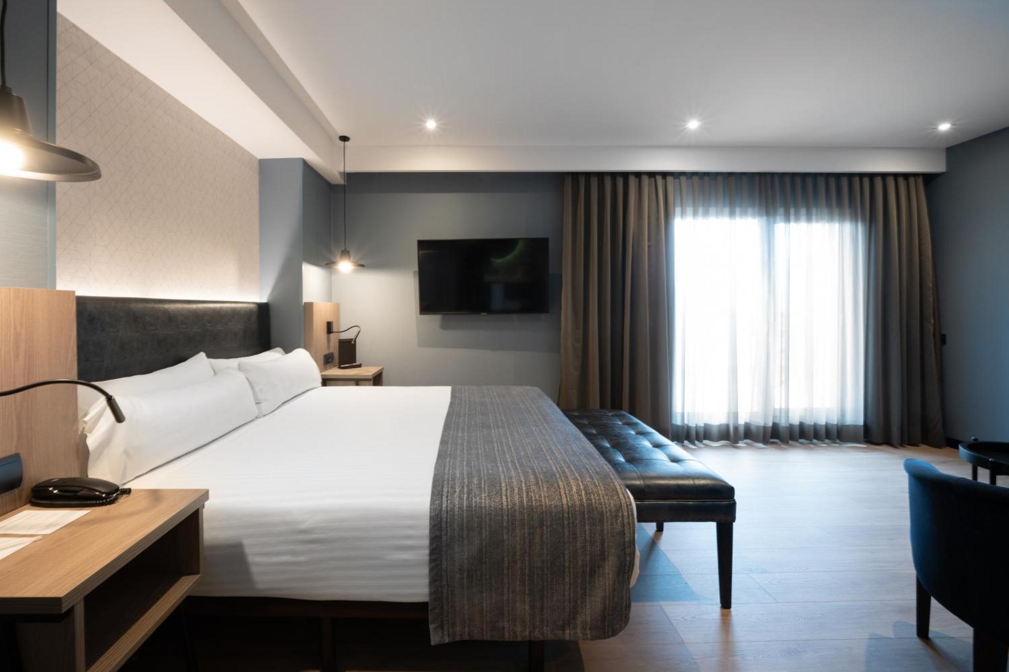 Double or Twin Room Terrace Spa Access,1706507358:JPEG
