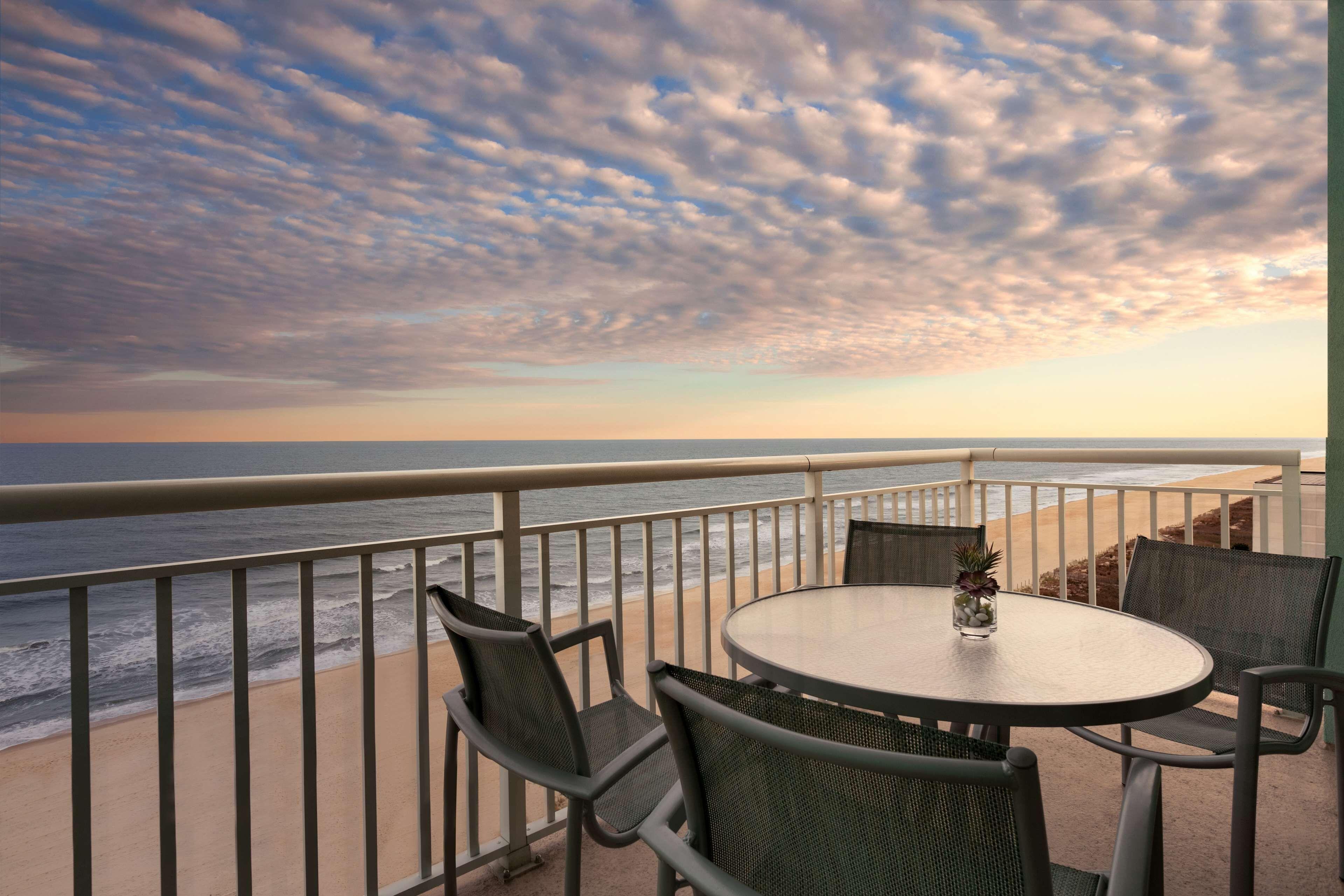 King Corner Oceanfront Suite,1706682414:JPEG