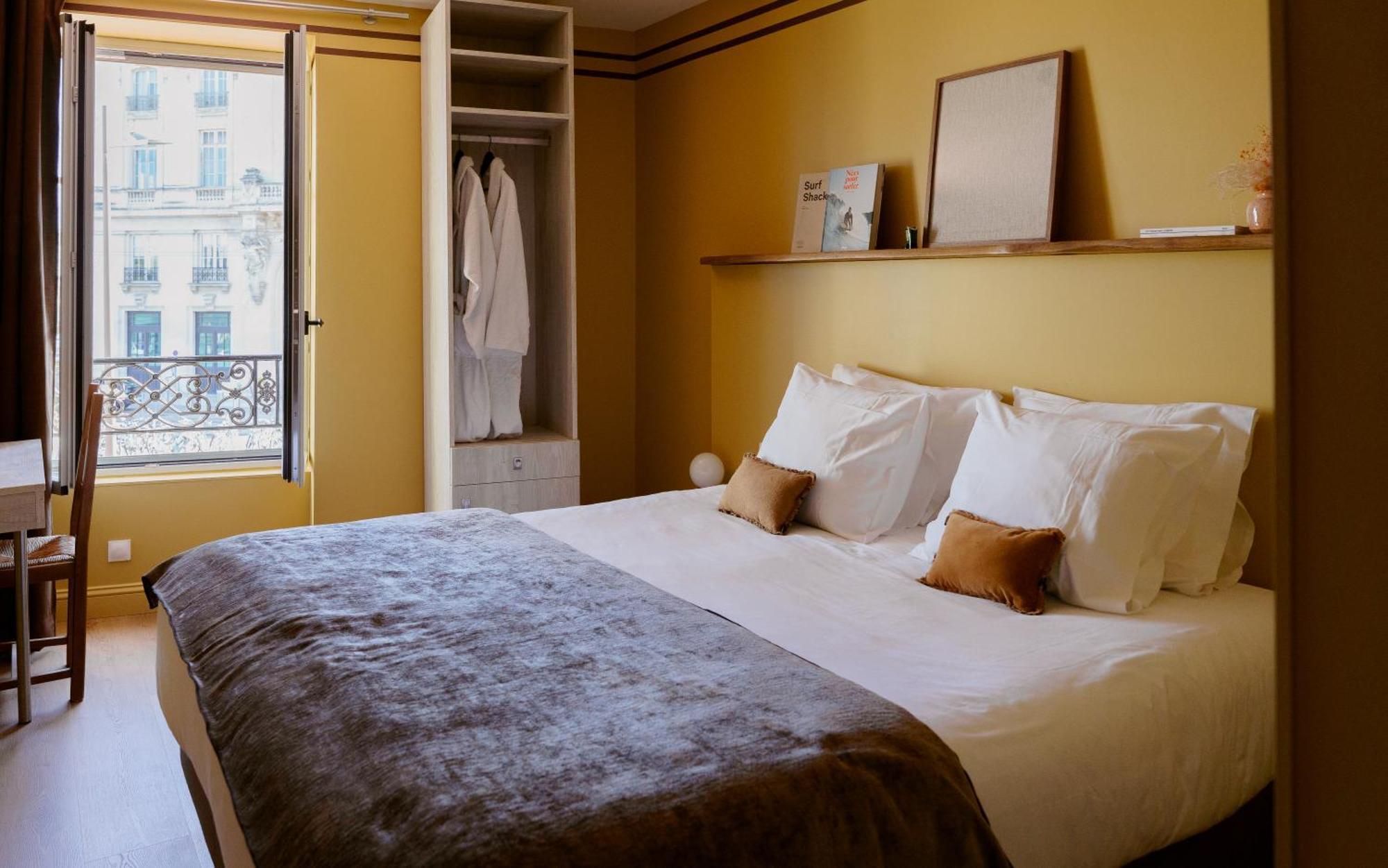 Double Room,1706775300:JPEG
