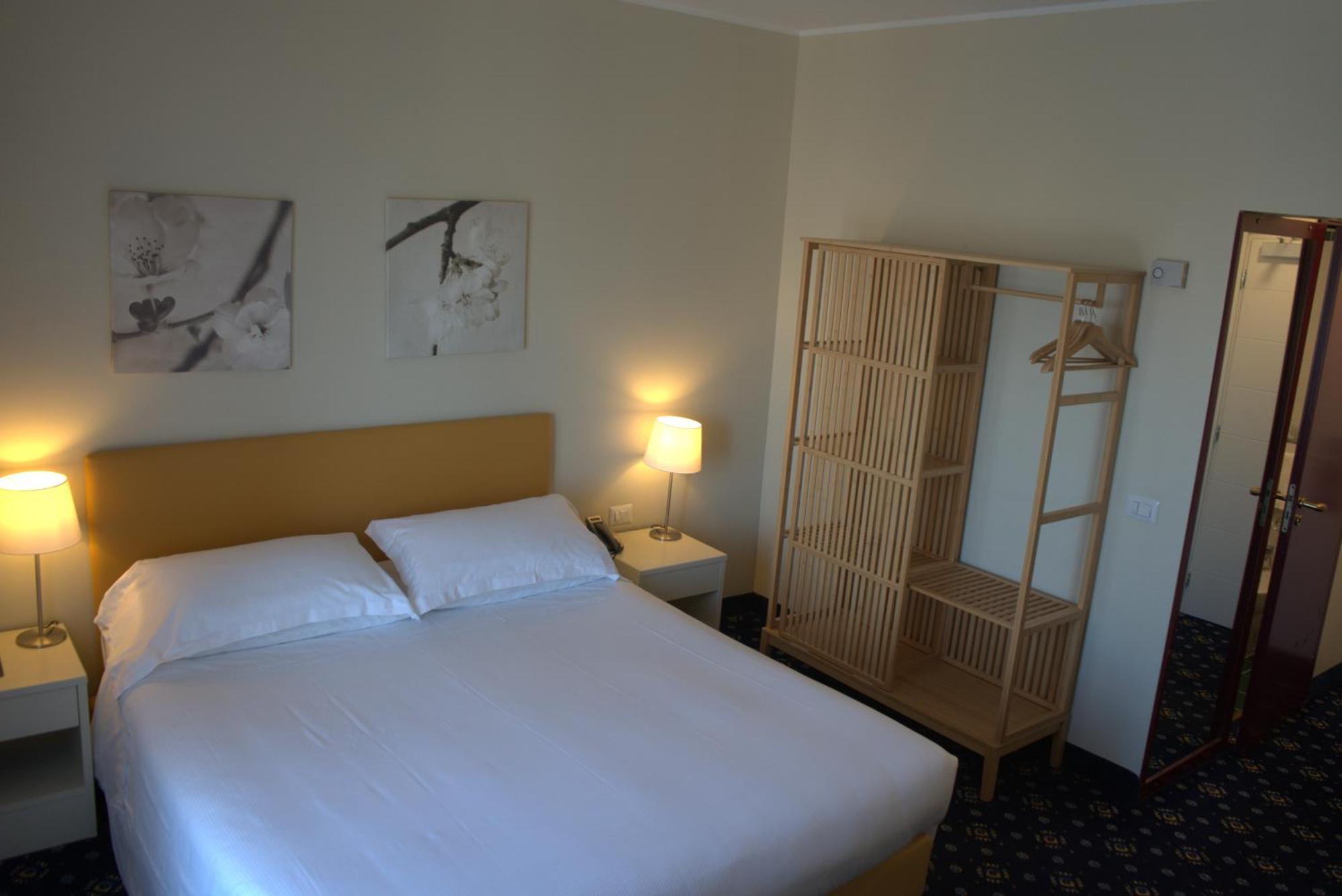 Chambre Double Standard - Vue sur Ville