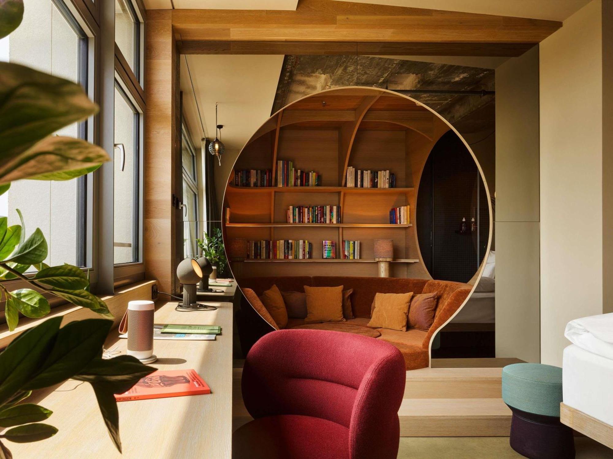 Extra Large Urban,1706853356:JPEG