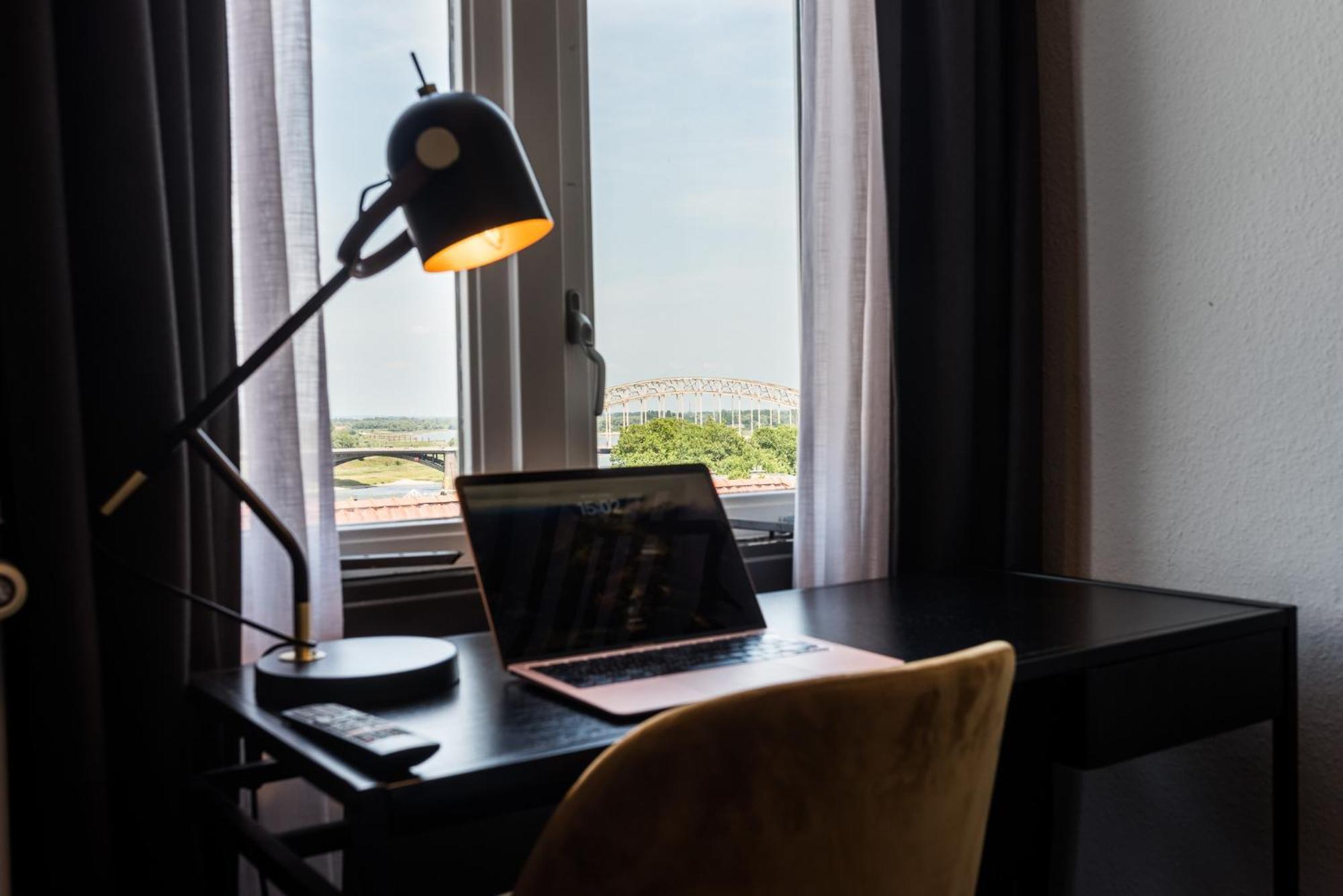 Streaker Suite,1706996466:JPEG