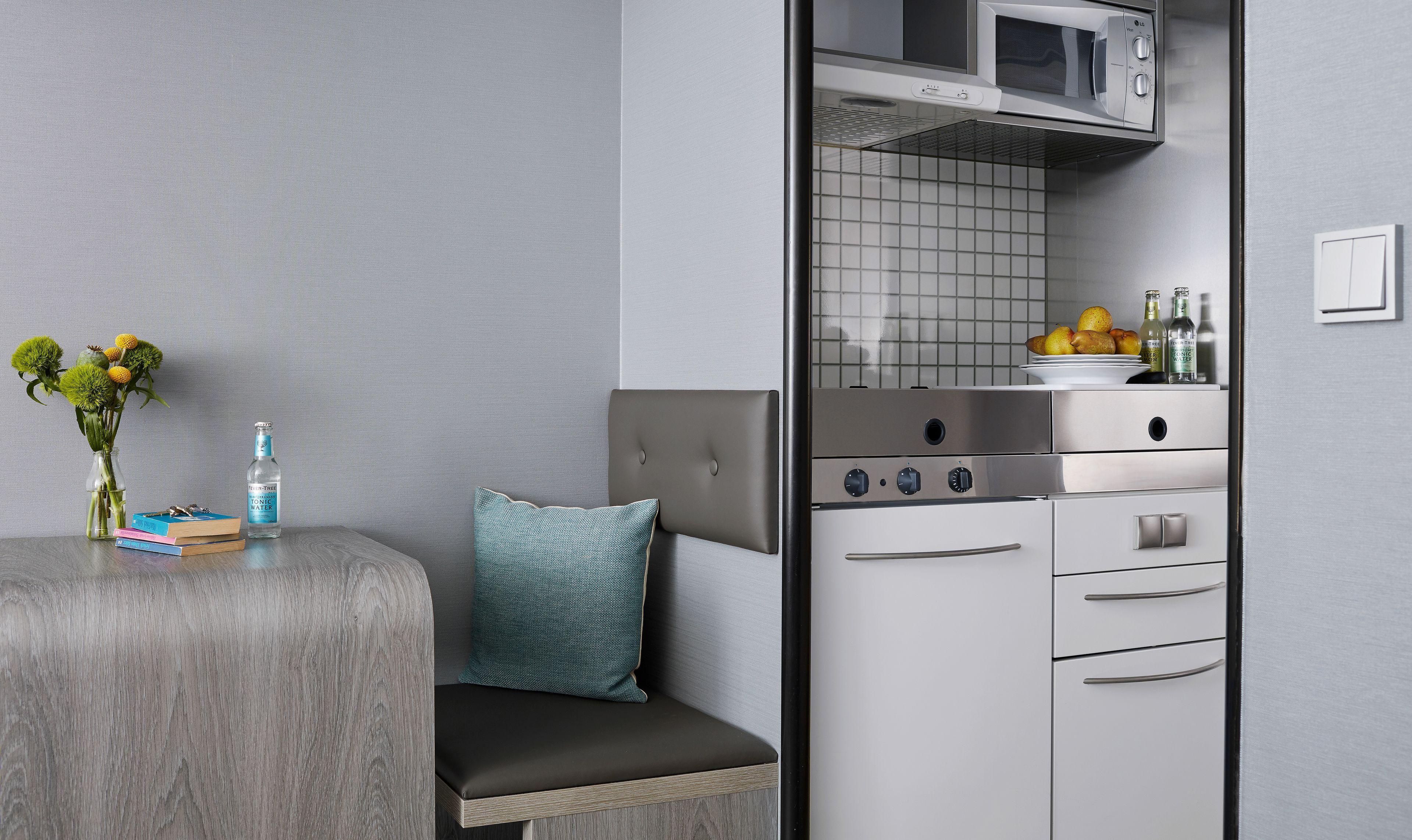 Double Apartment Long