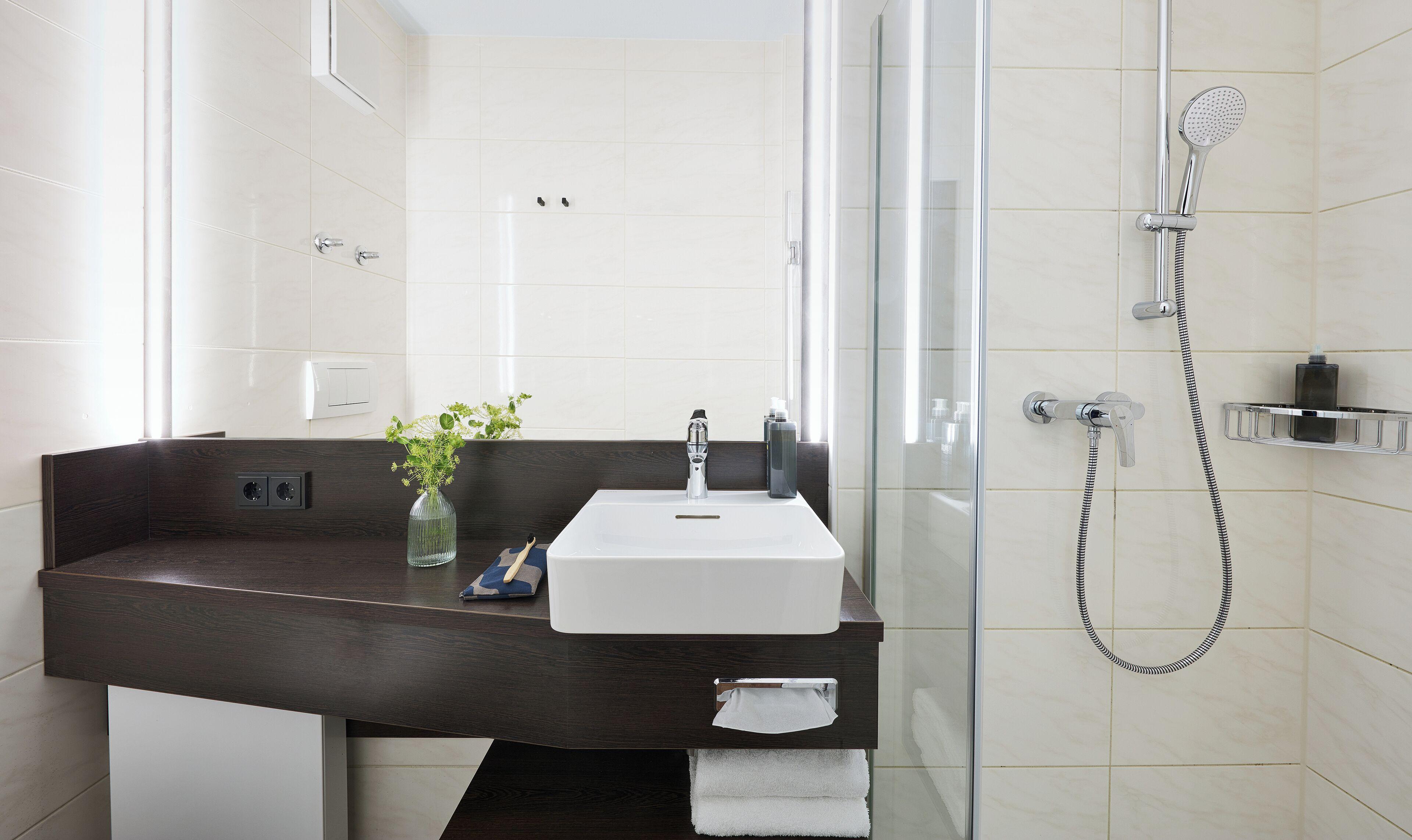Double Apartment Long