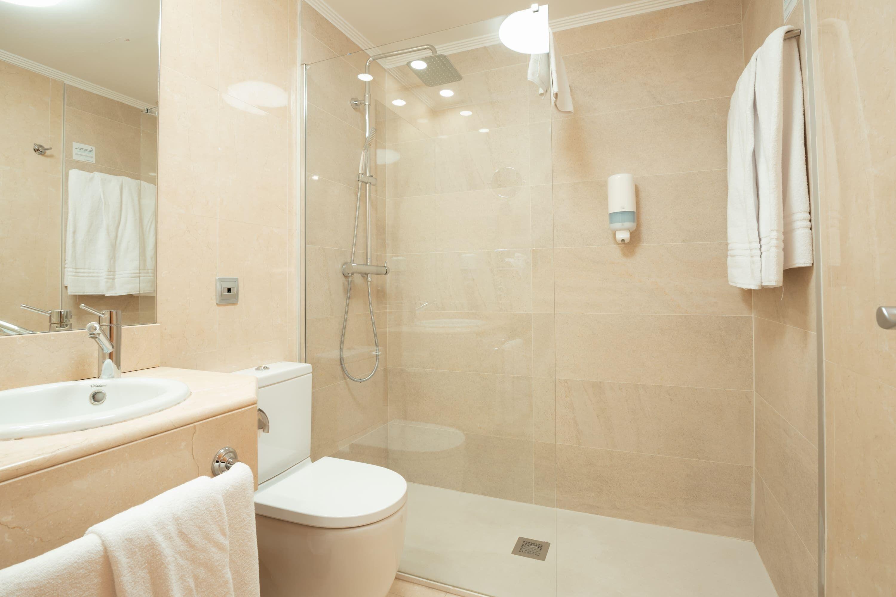 Double Room Single Use - No Daily Cleaning,1566910434:JPEG