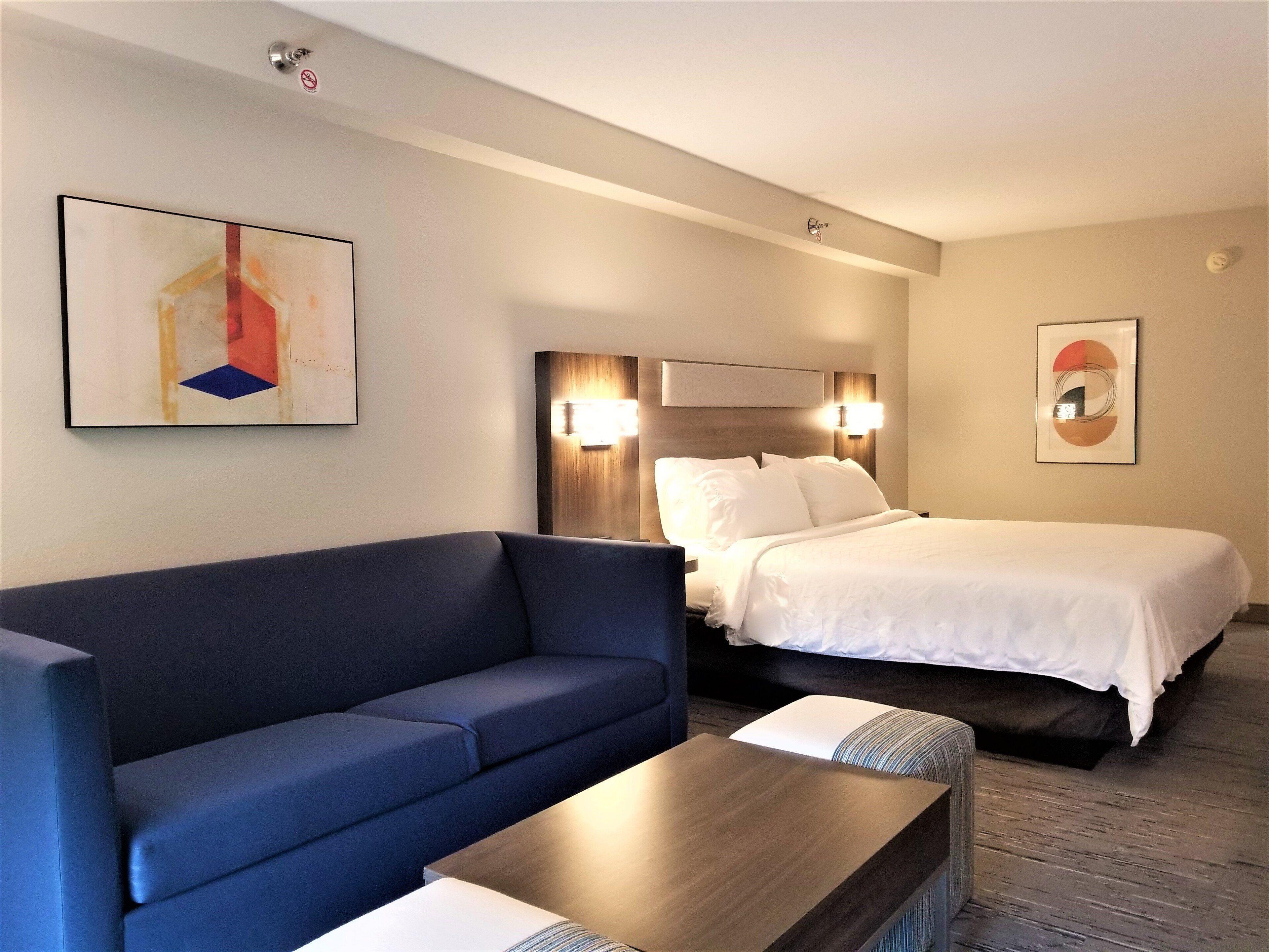 Standard King Room Sofa Bed,1722931383:JPEG