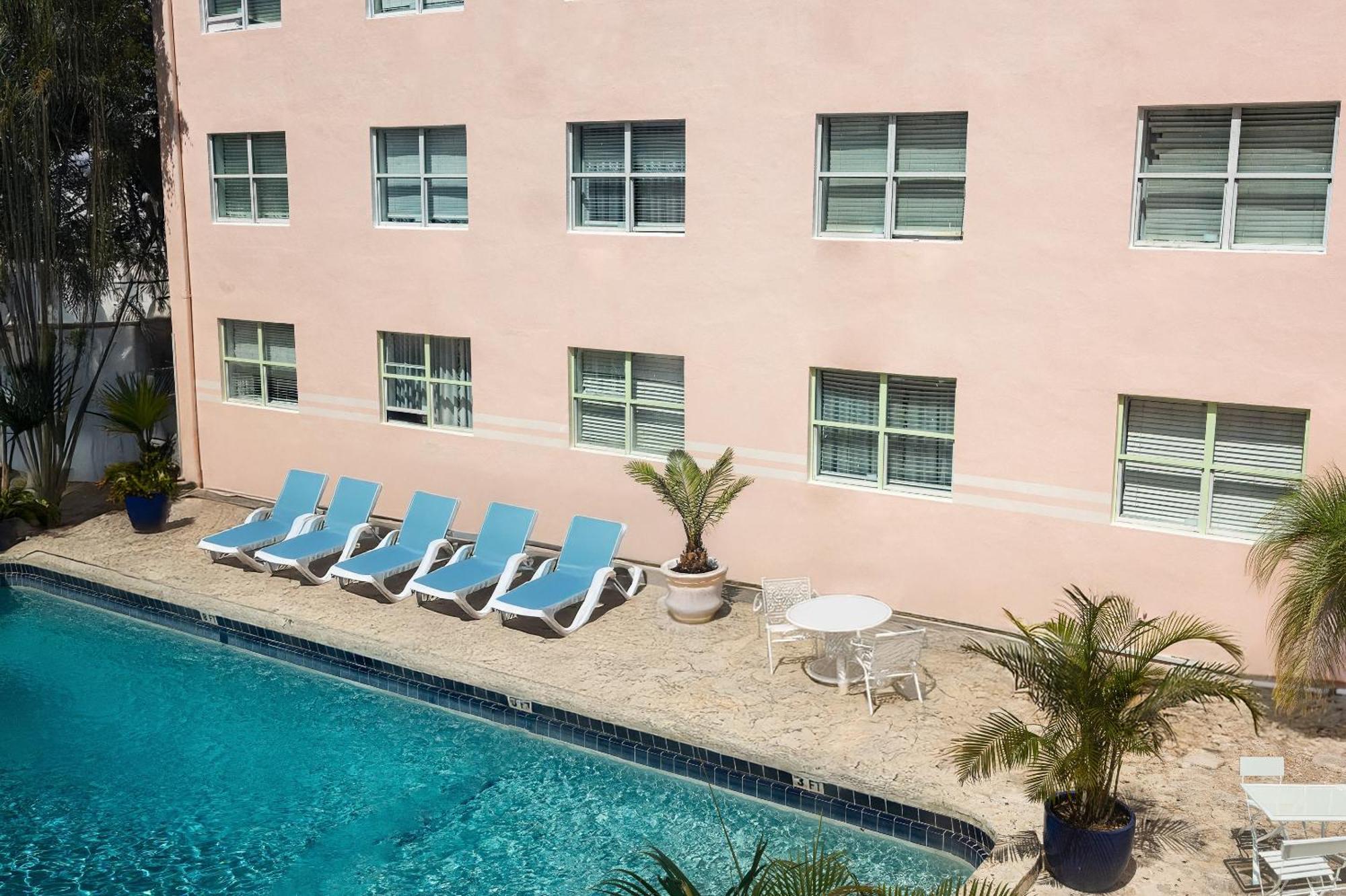 Double Bedroom Pool View,1710589758:JPEG