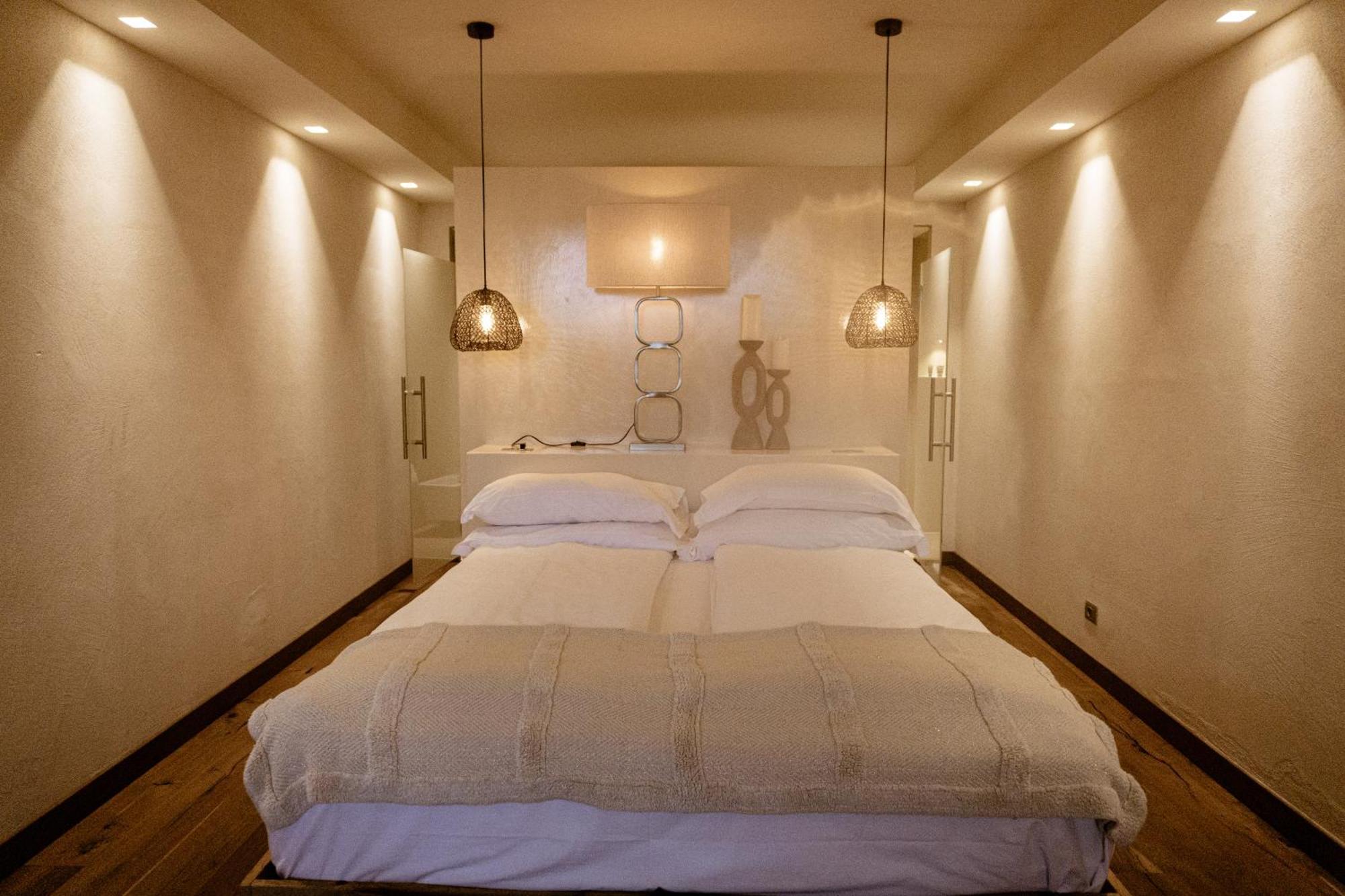 Deluxe Junior Suite