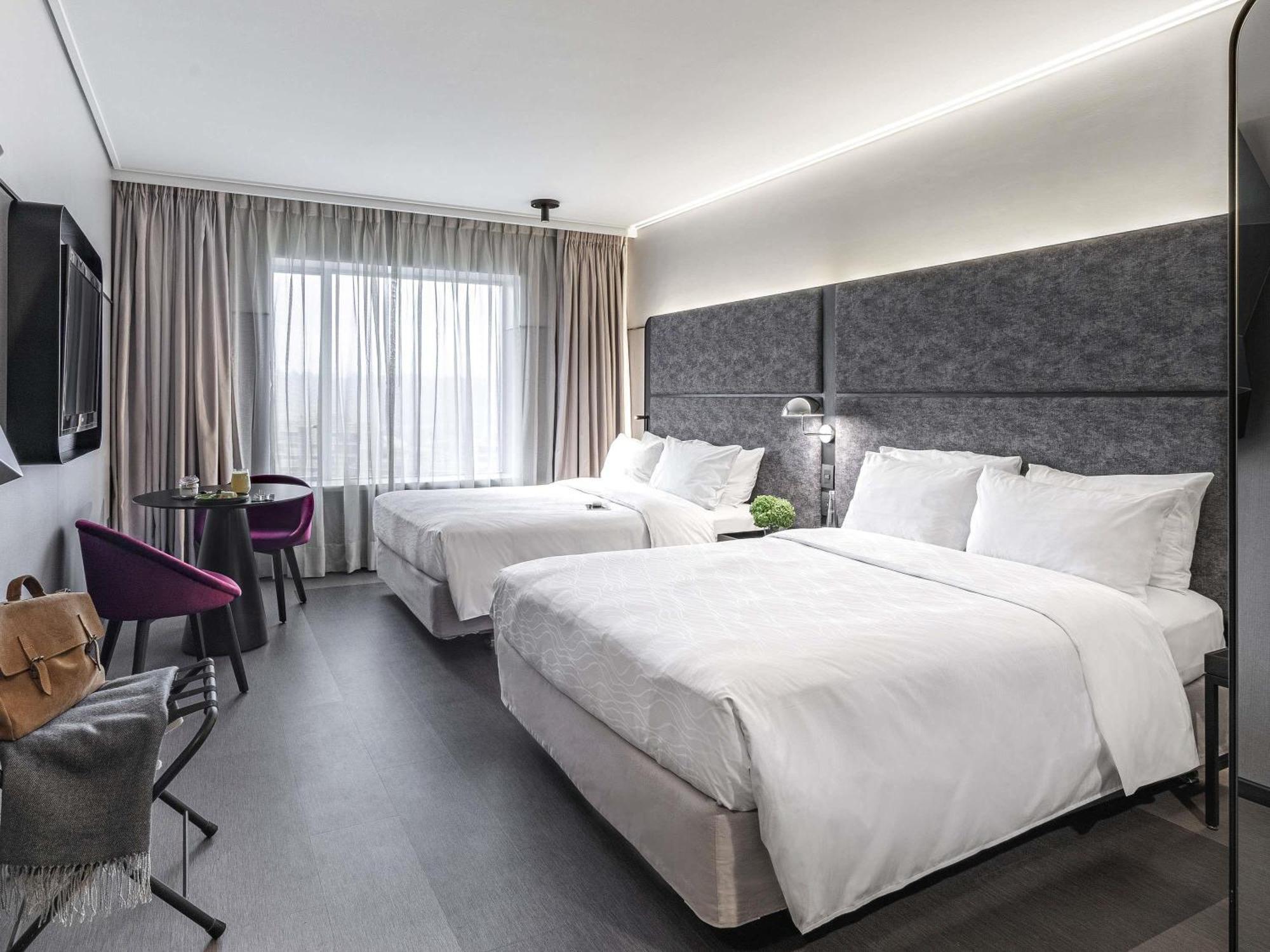 Executive Room Two Queen Size bed,1771581477:JPEG