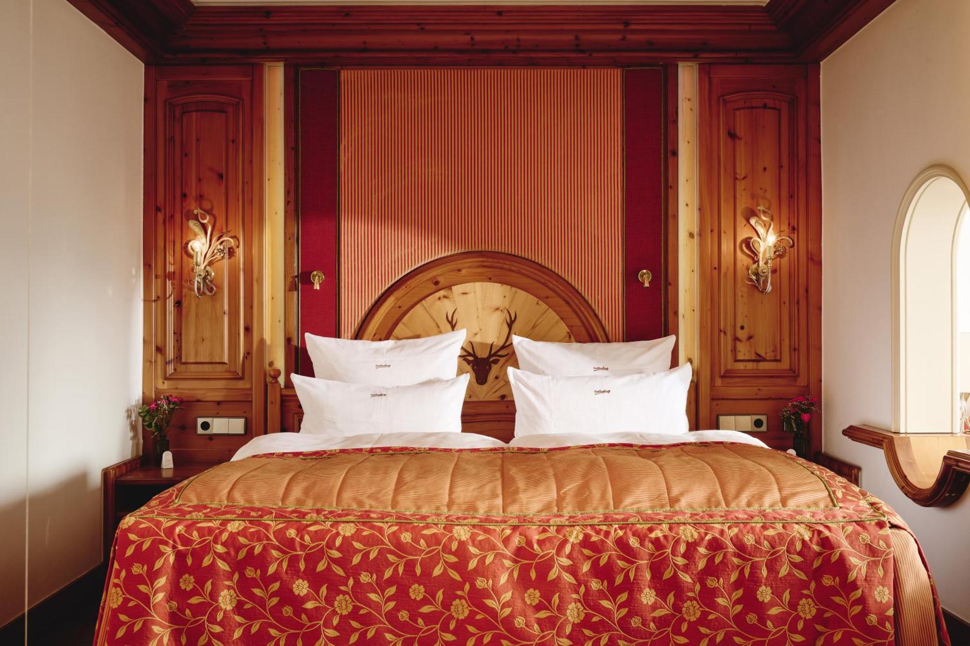 Junior Suite with Mountain View,1710631928:JPEG
