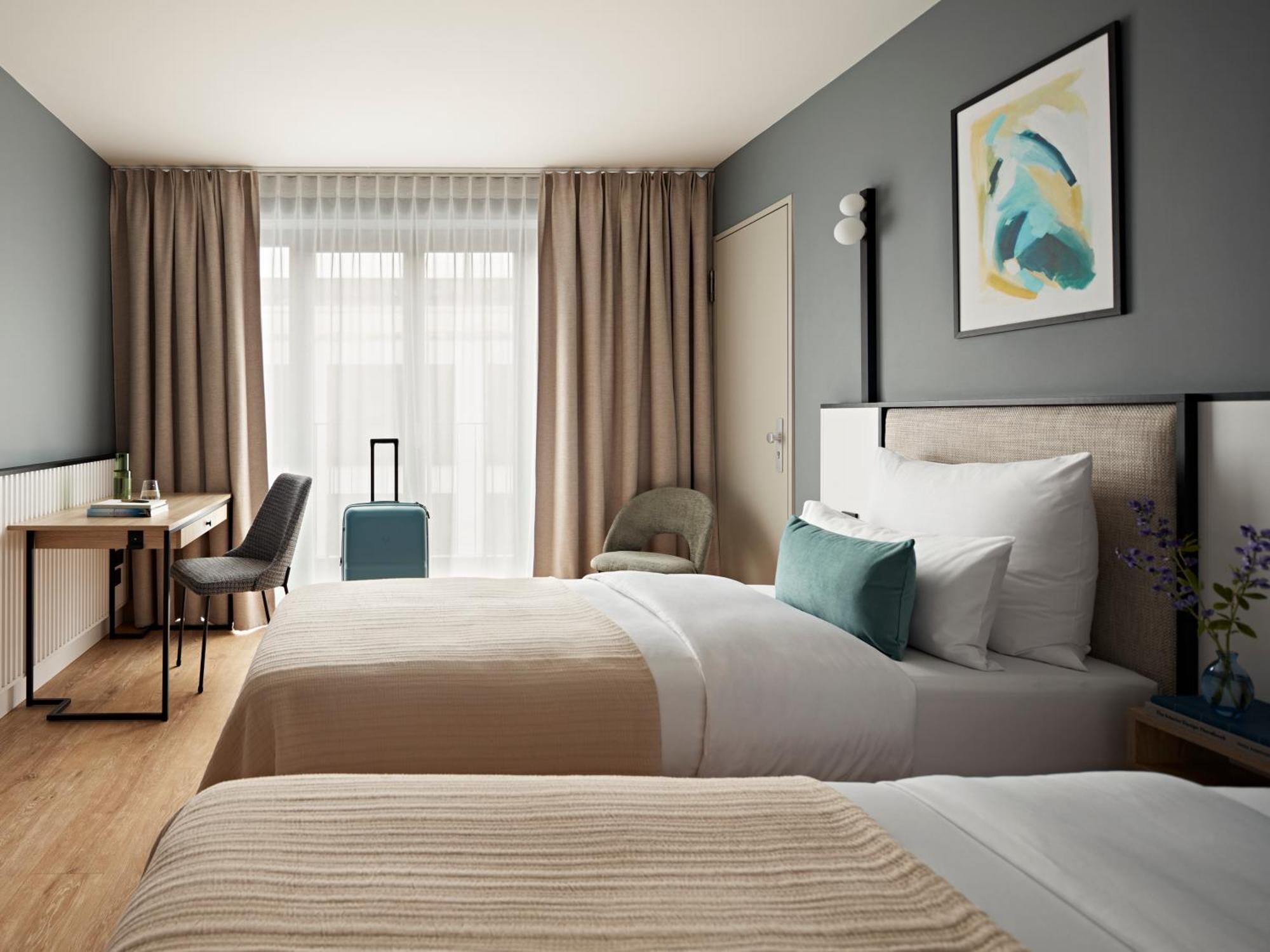 Quarto com 2 Camas de Solteiro