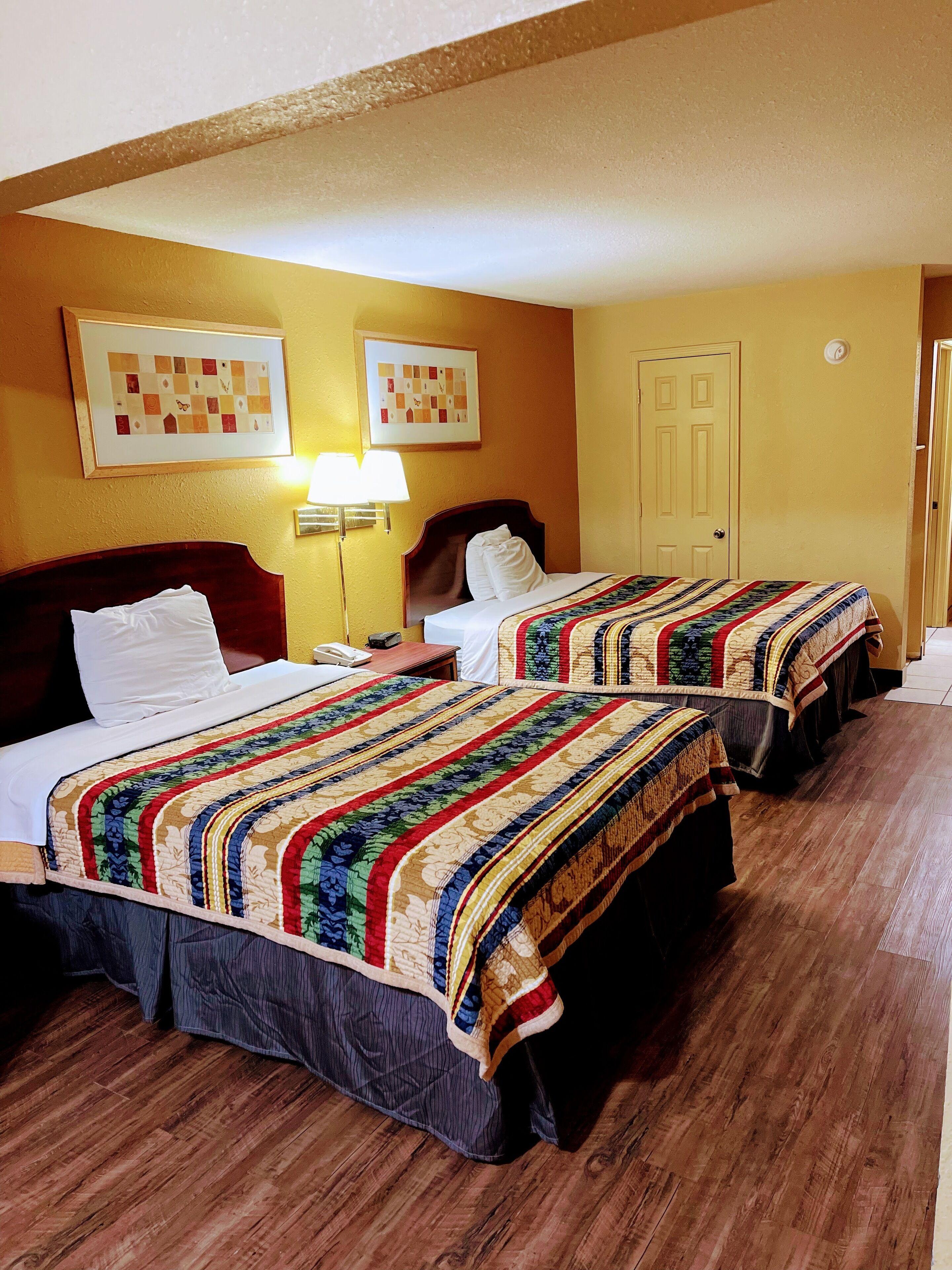 Queen Room with Kitchenette