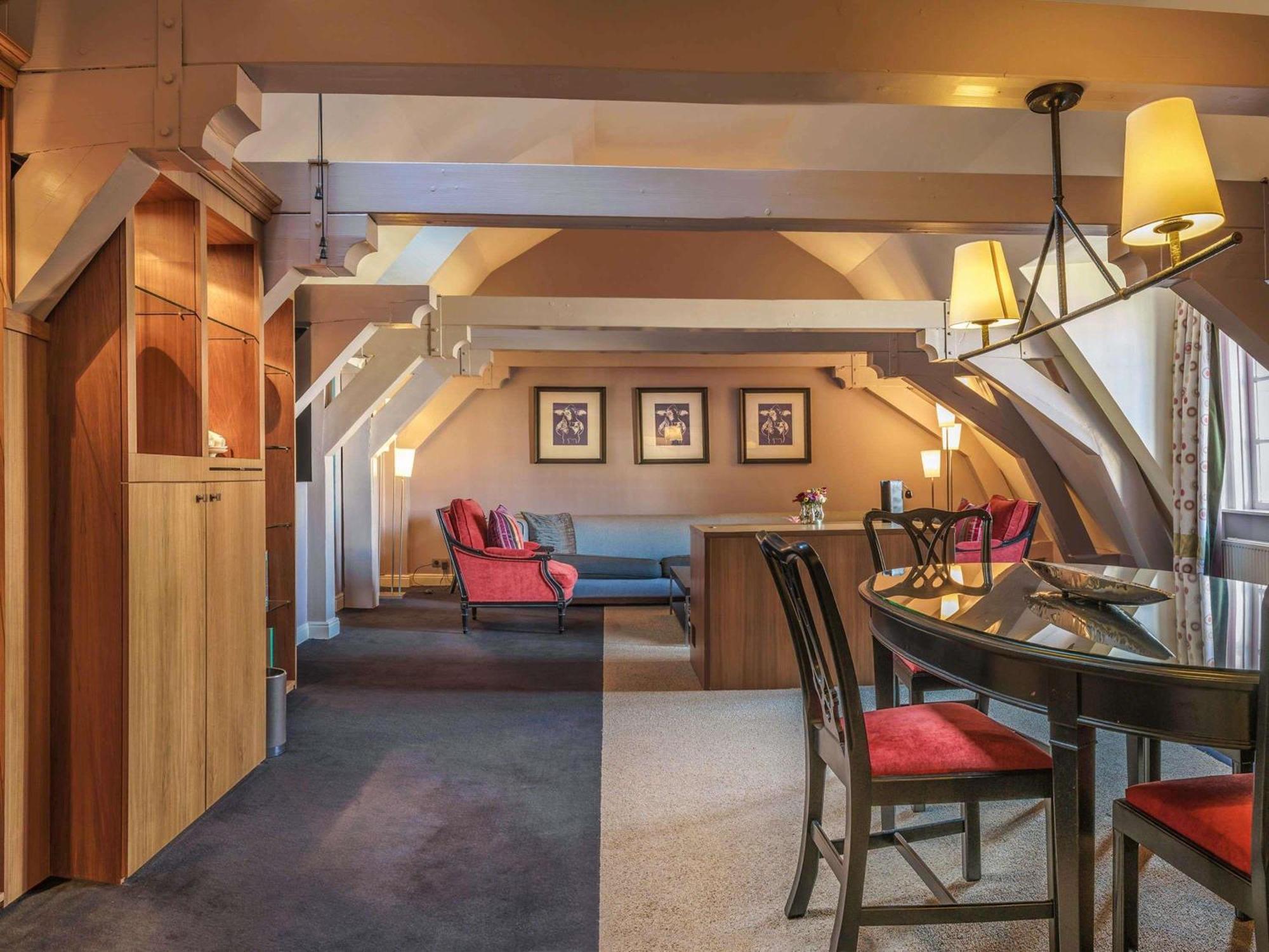 Royal Suite with One King Bed - Butler Service