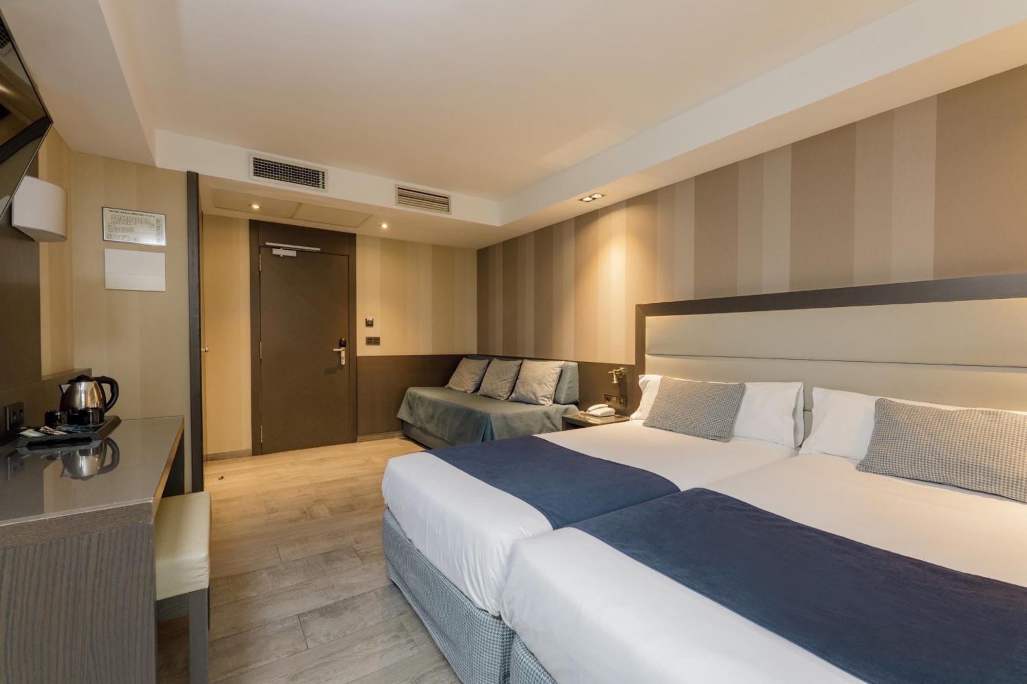 Triple Room,1716984673:JPEG