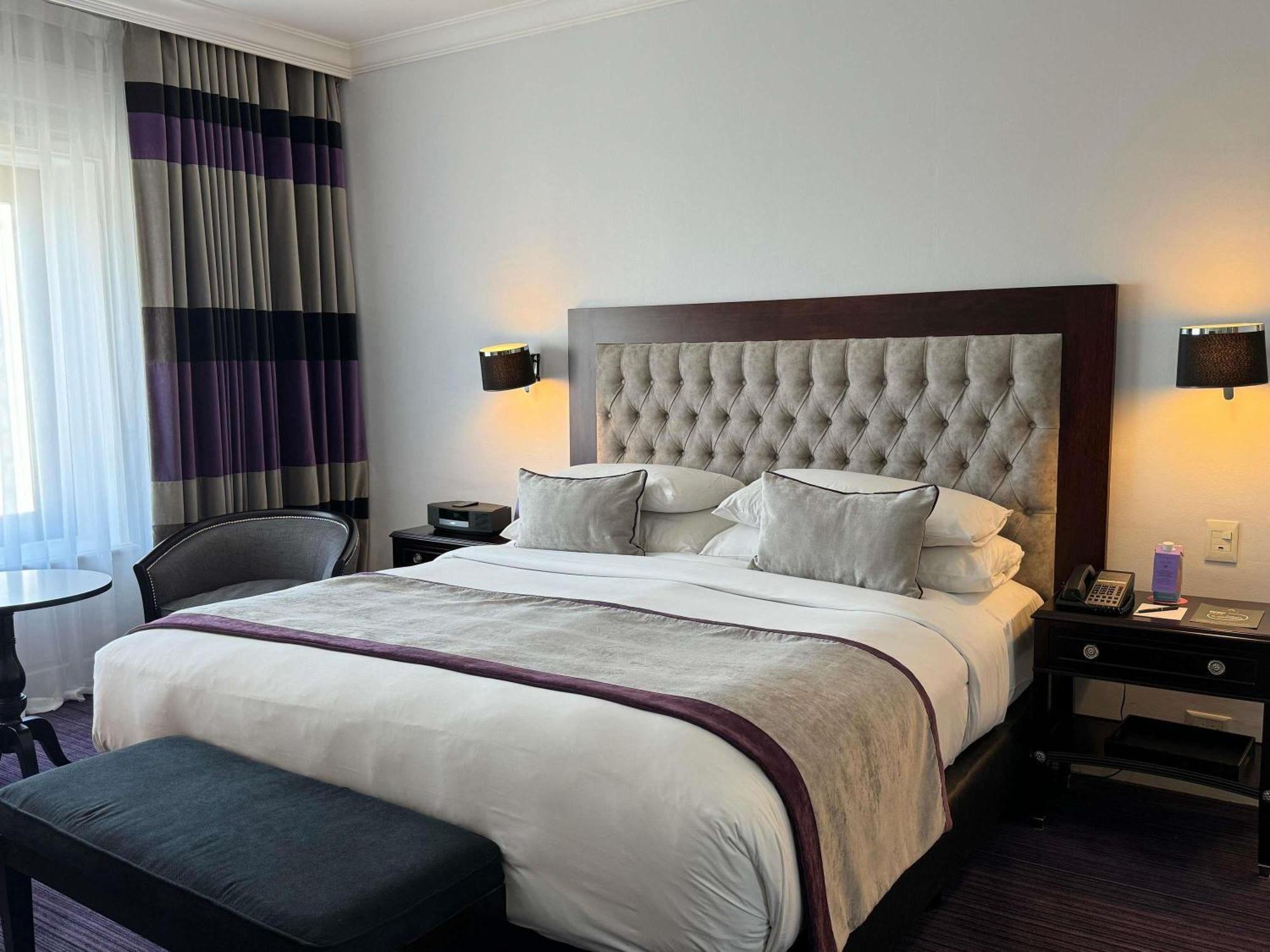 Suite Queen Júnior com Vista Cidade