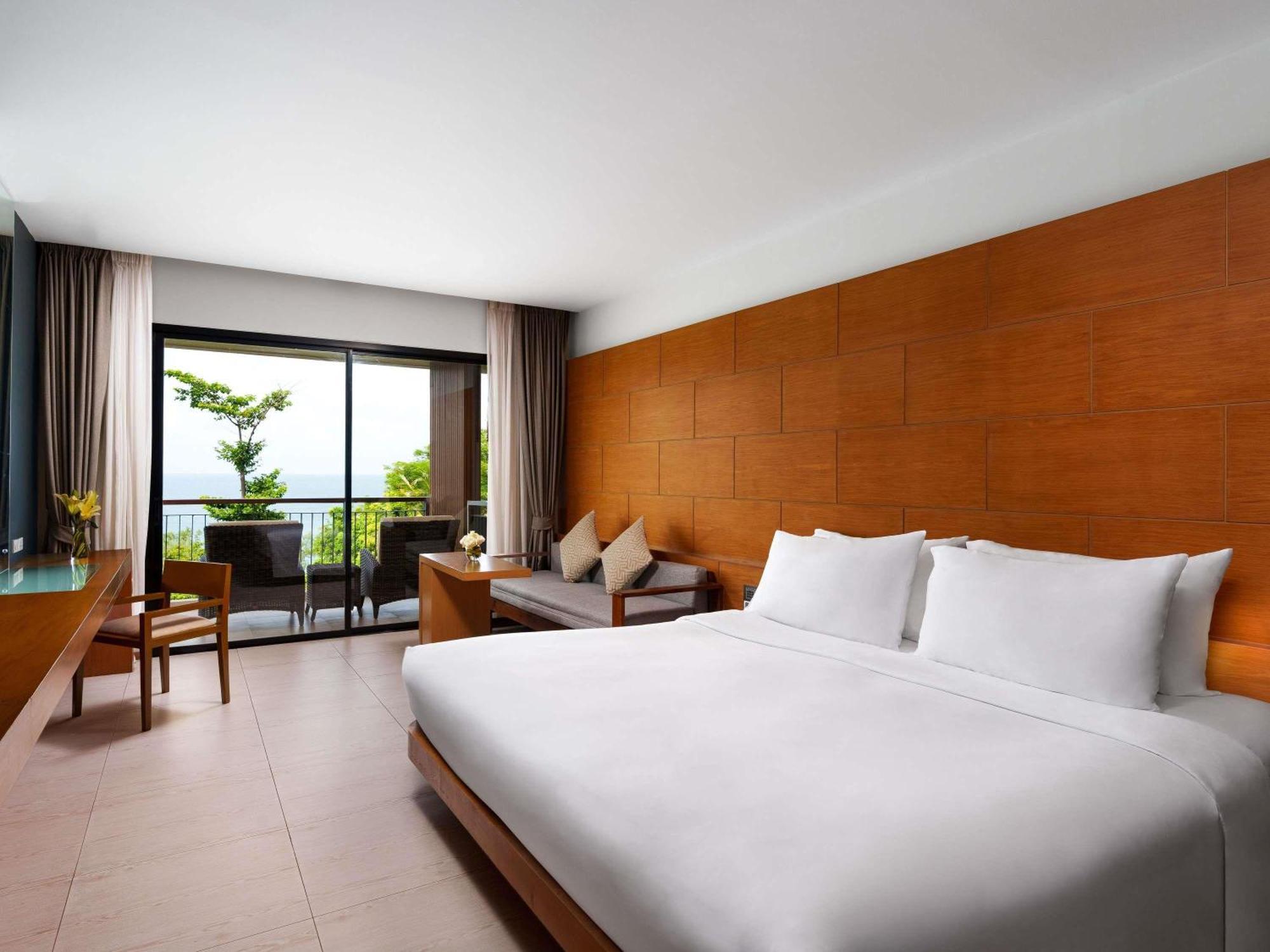Chambre Lit King-Size de Luxe avec Balcon - Vue sur Mer