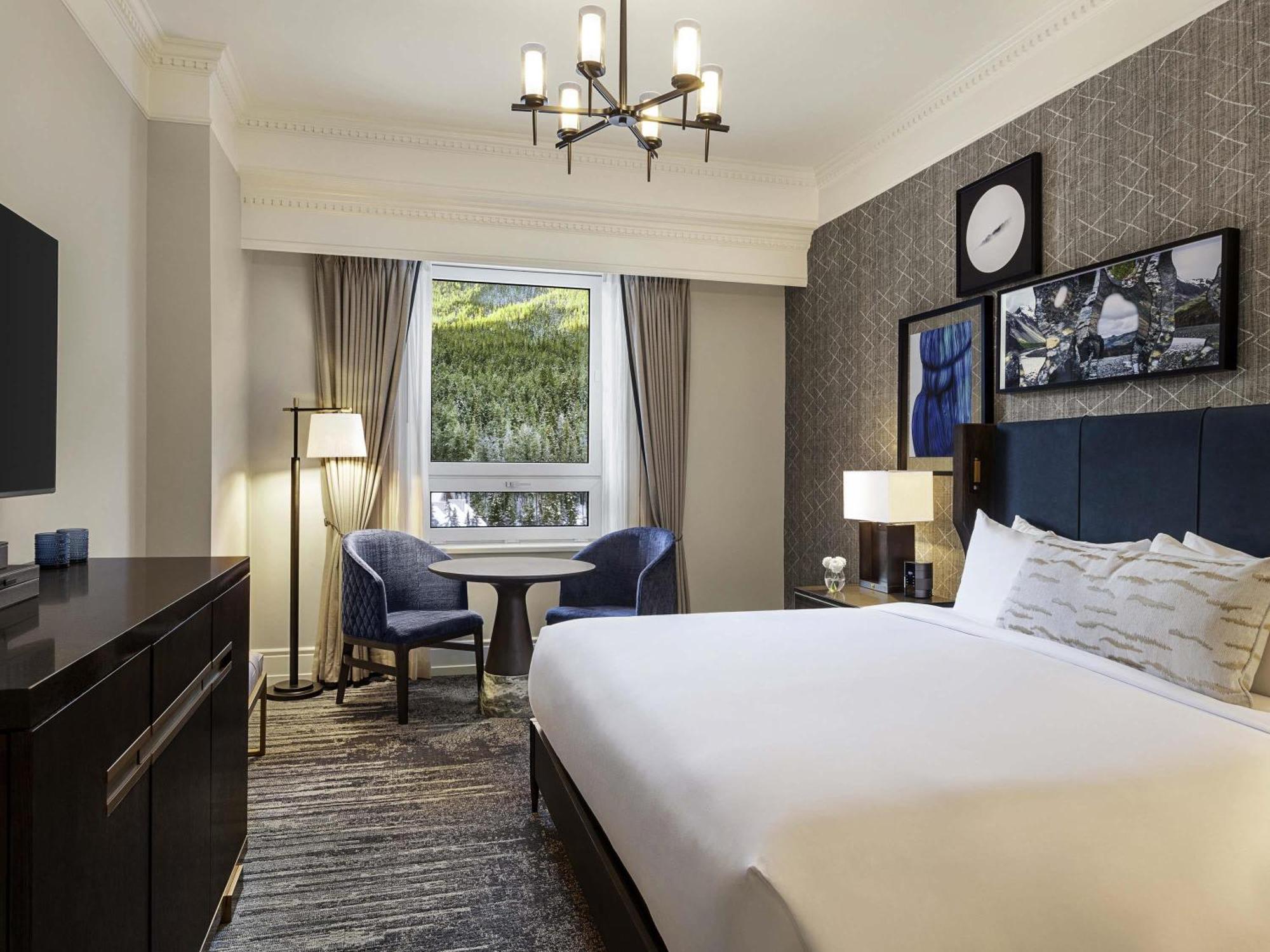 Fairmont 1 Queen Room,1717051477:JPEG