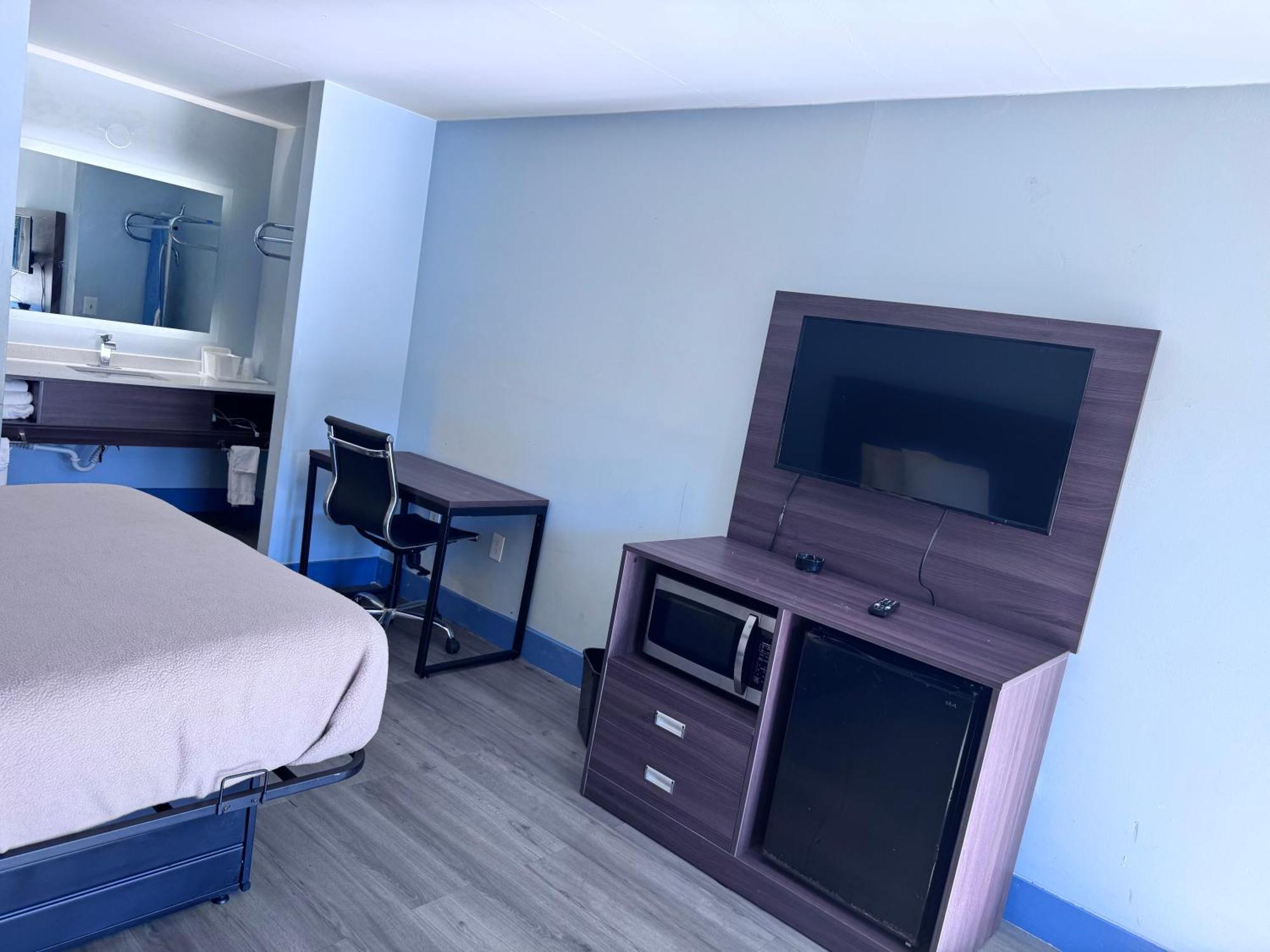 Deluxe Single Room