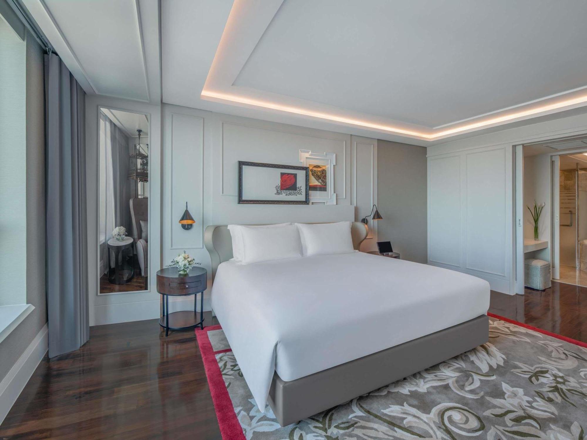 Prestige King Suite with Club Millesime Access,1717059785:JPEG