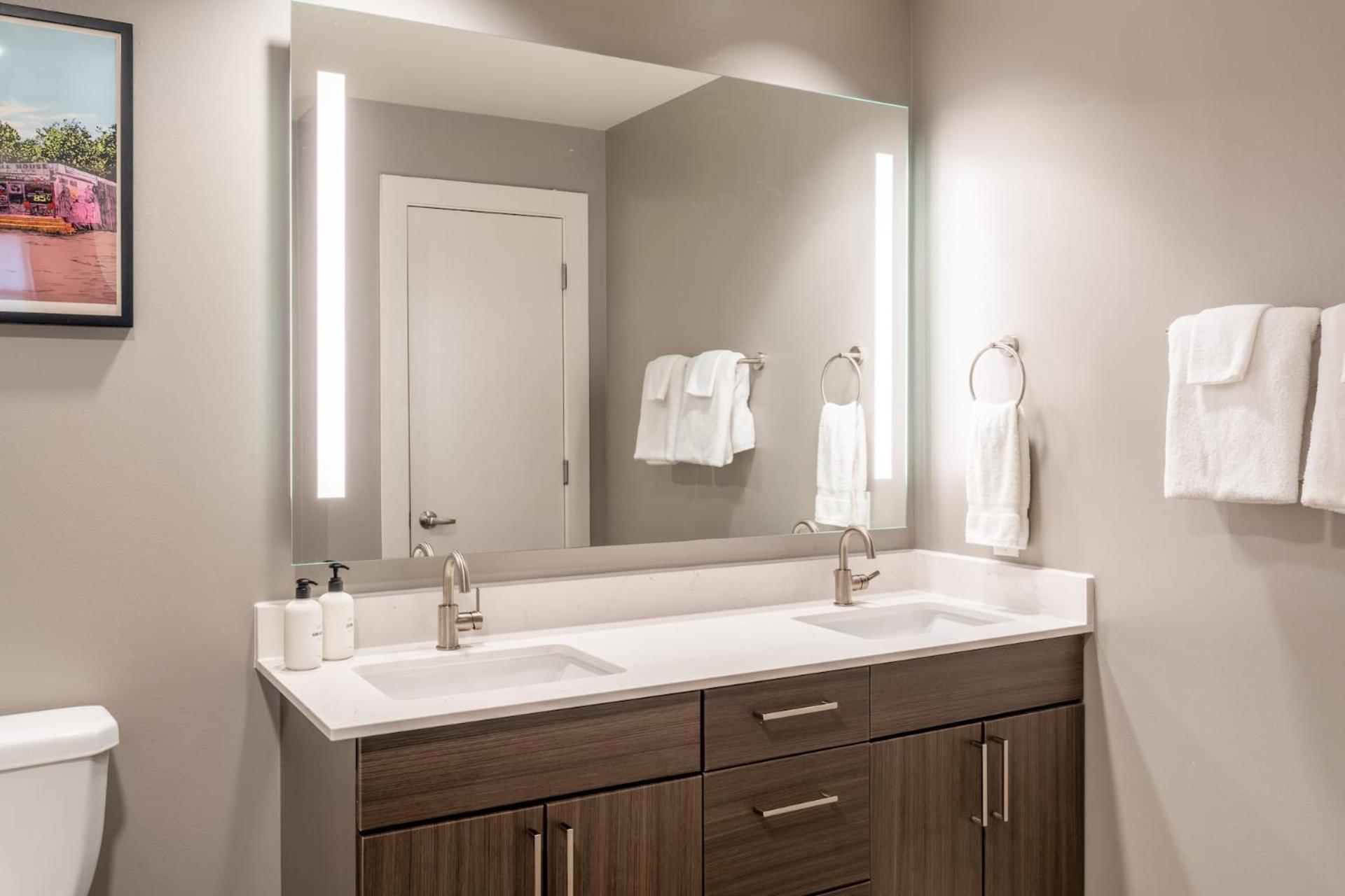 Two-Bedroom Apartment Self Check Virtual Front Desk