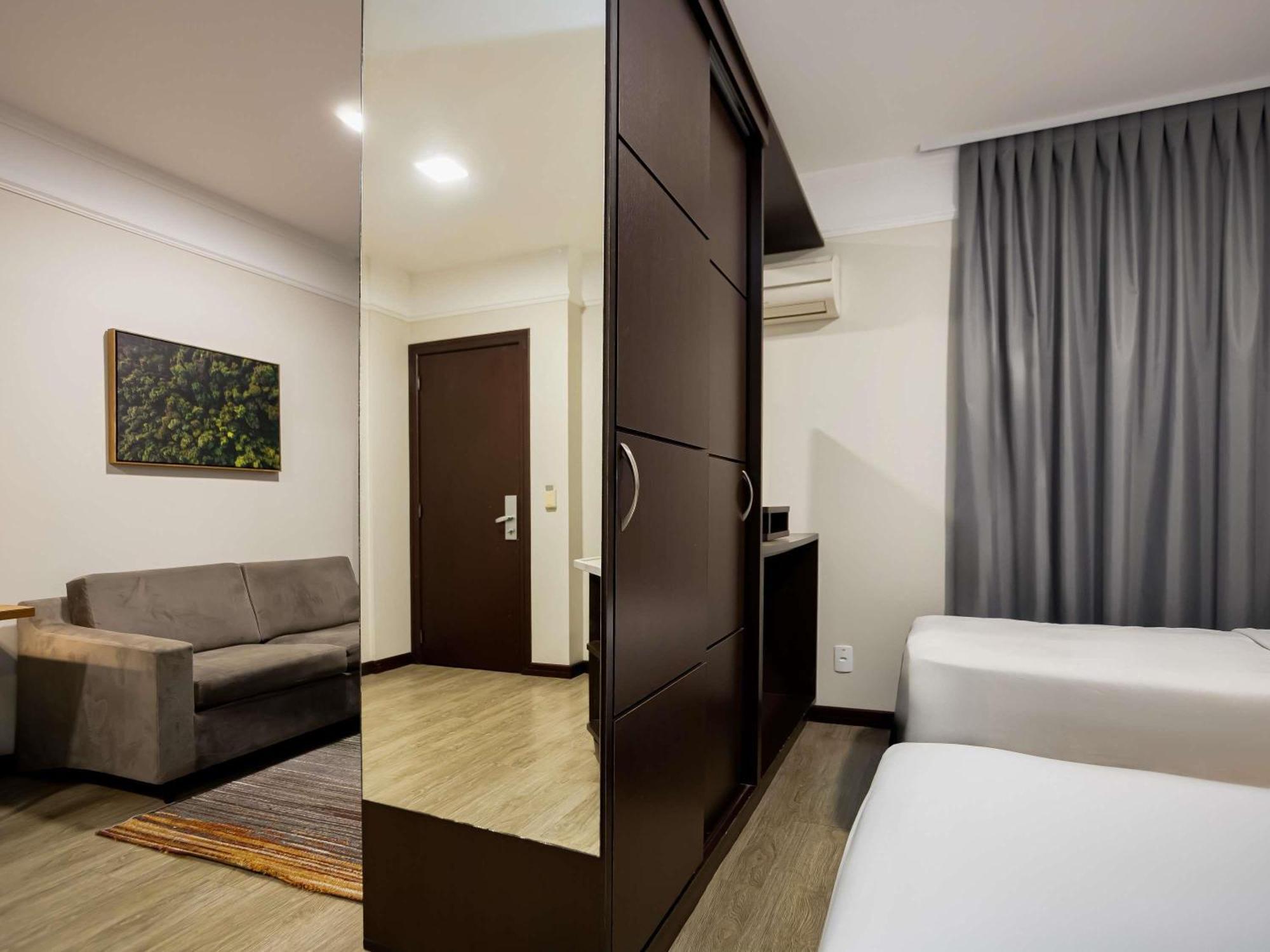 Quarto Duplo Standard