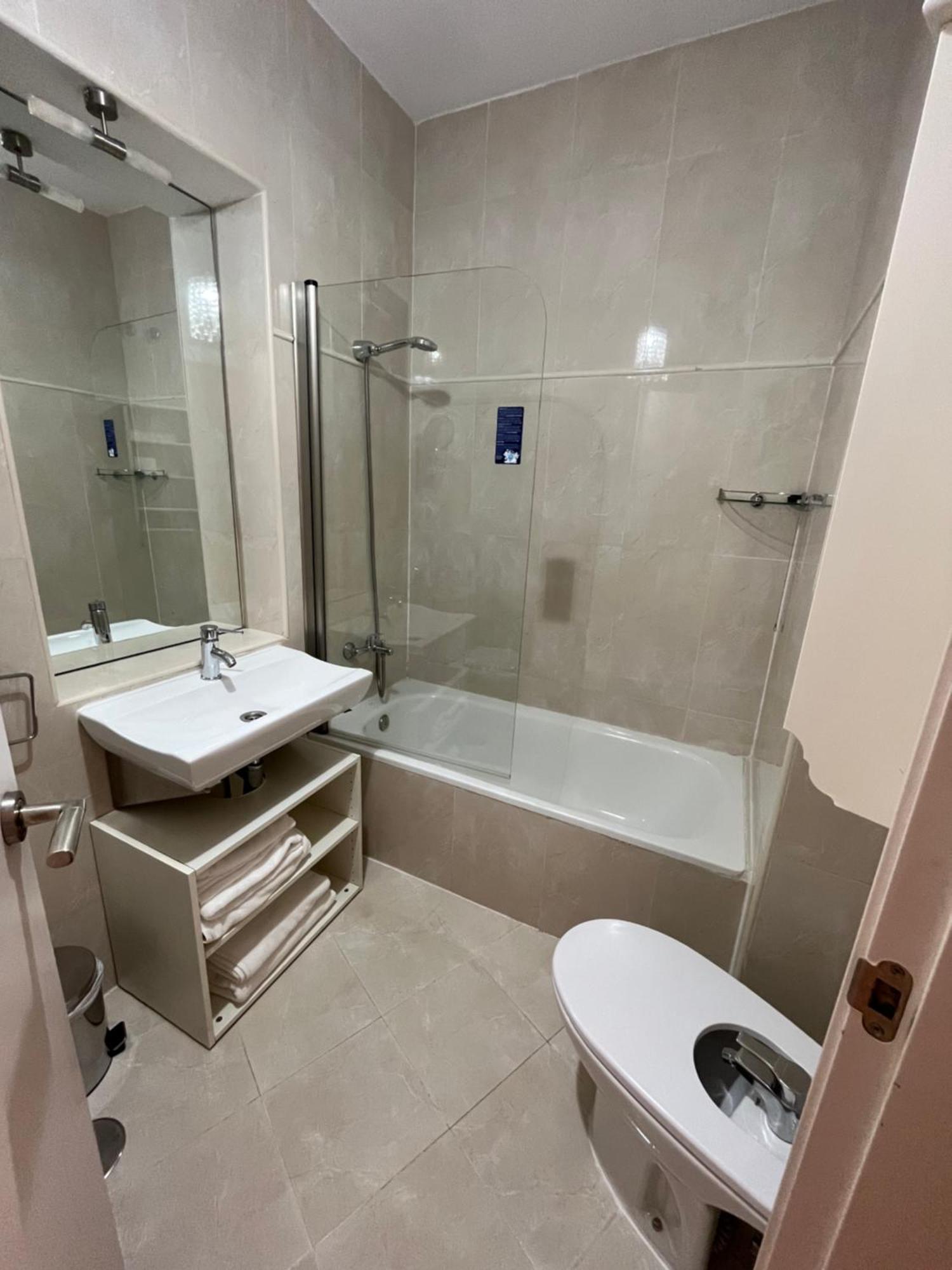 Deluxe Double Room with Extra Bed