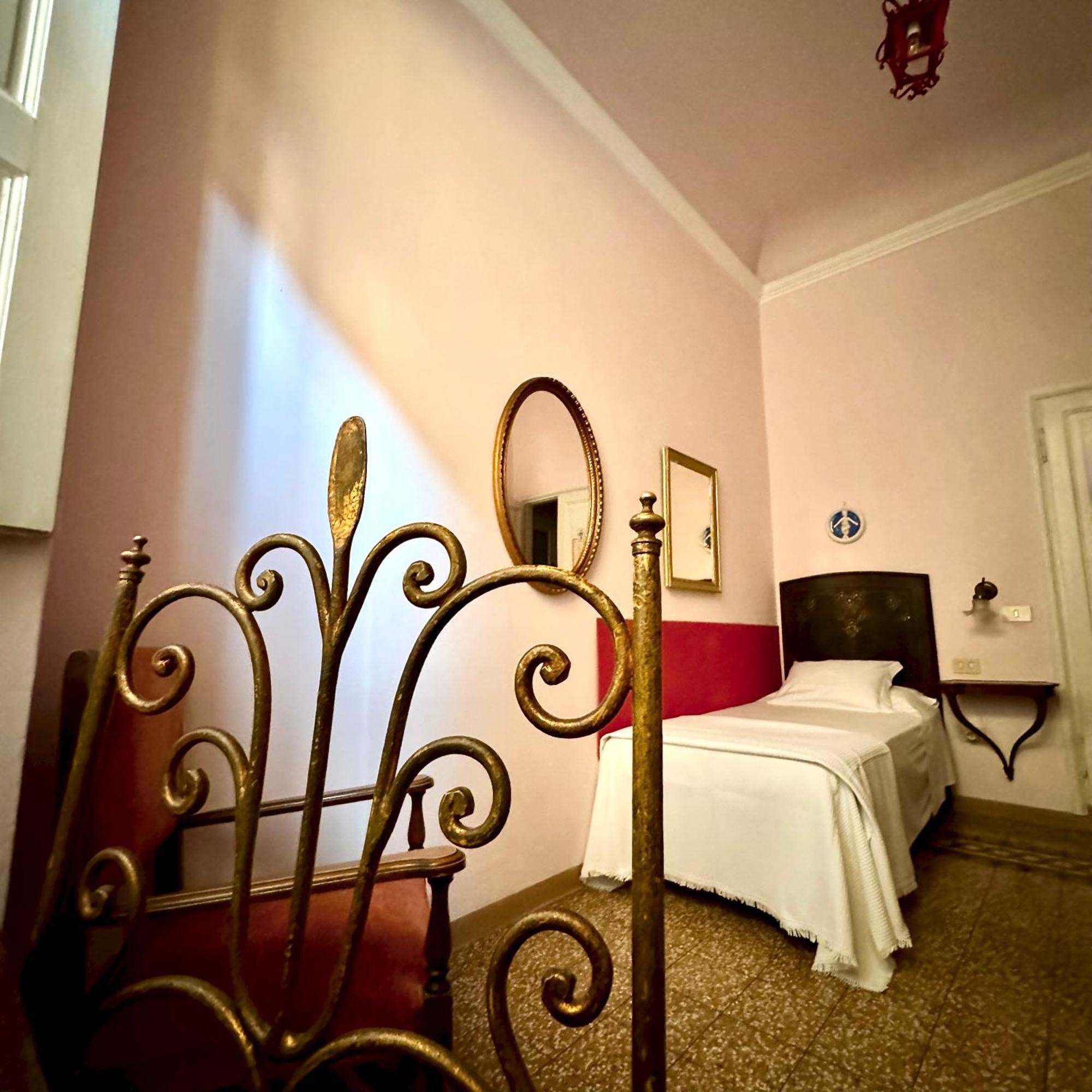 Chambre Simple Standard avec Salle de Bains Commune