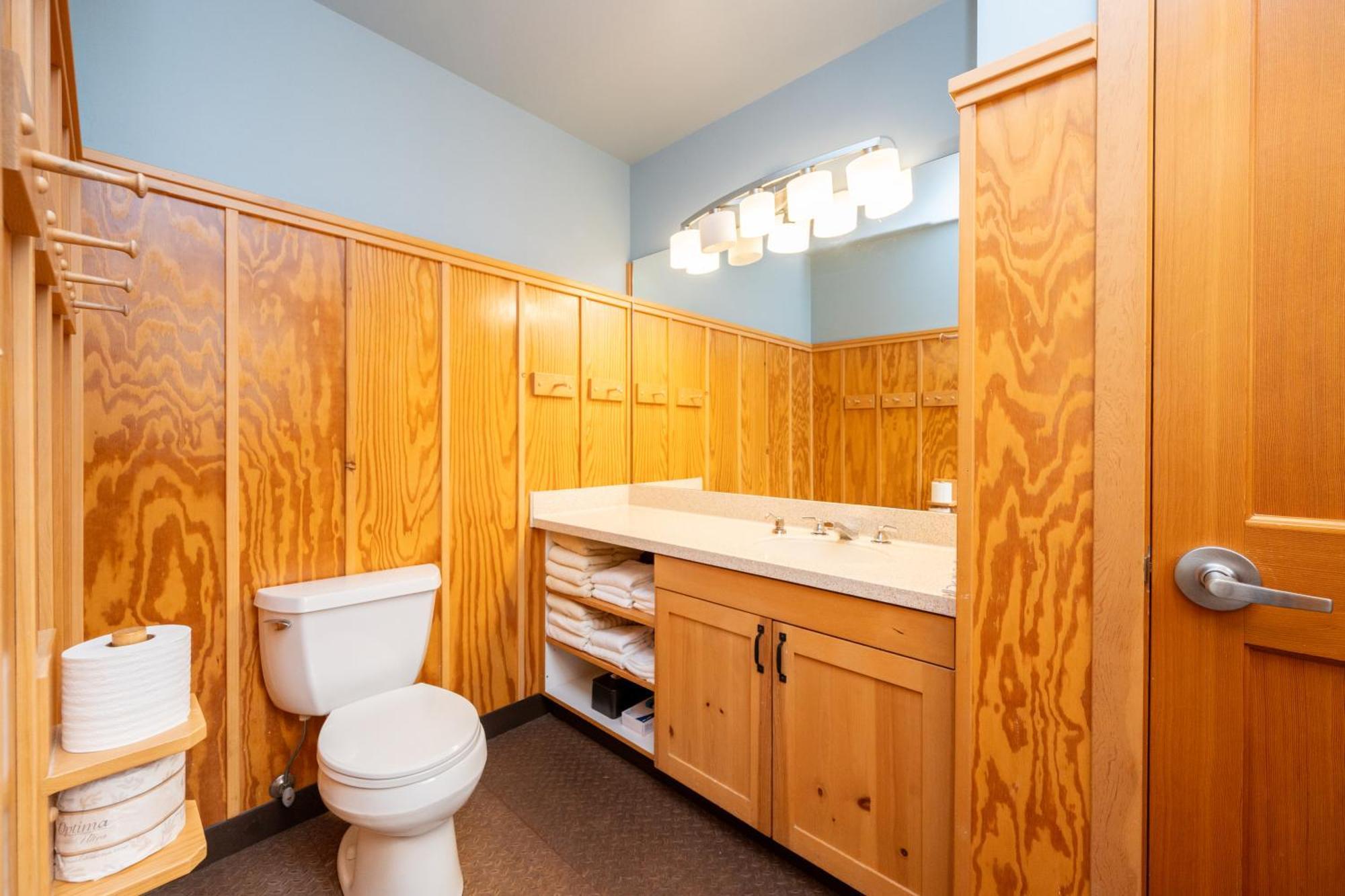 Bunk Cabin