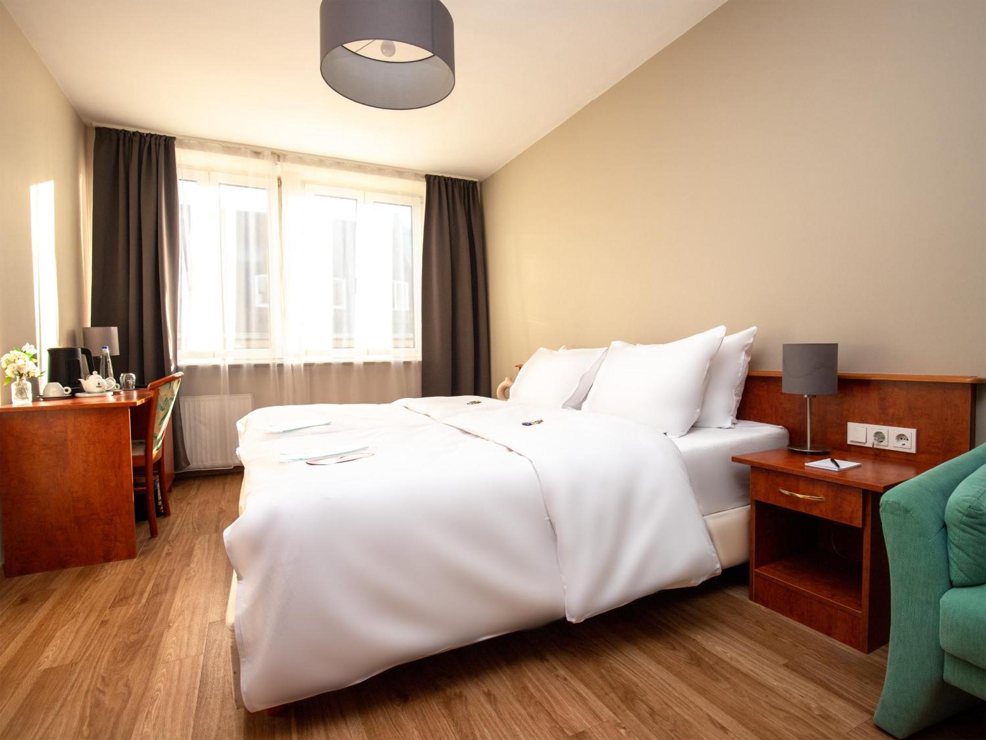 Standard Double Room,1727830150:JPEG