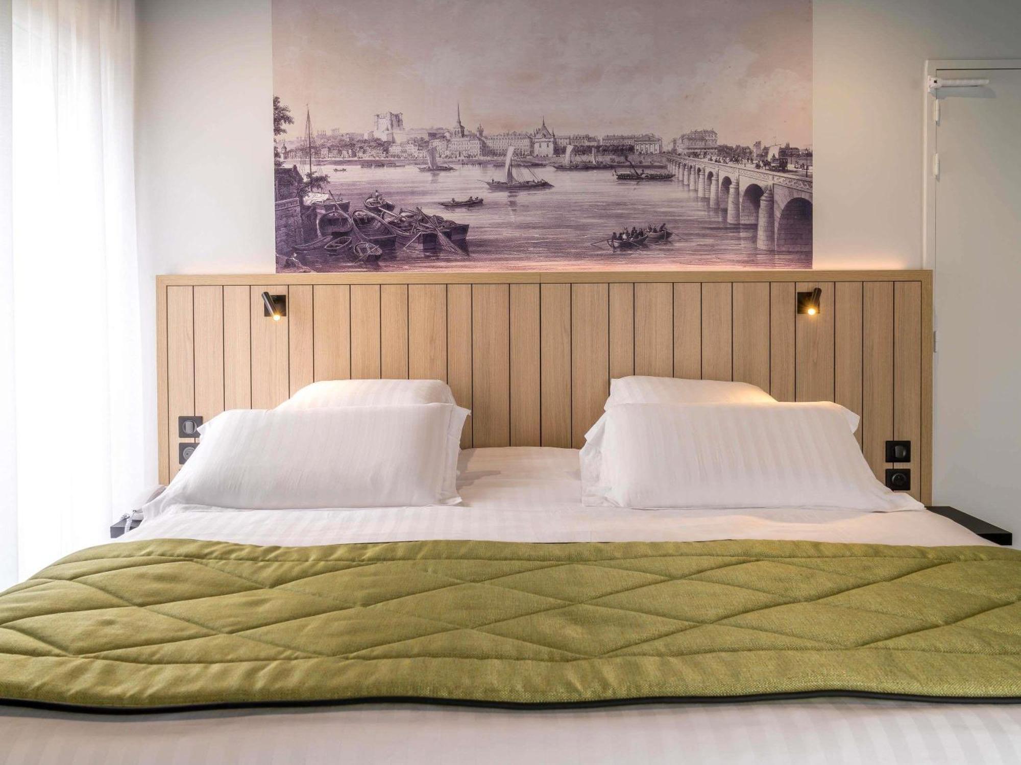 Chambre Lit Queen-Size Classique