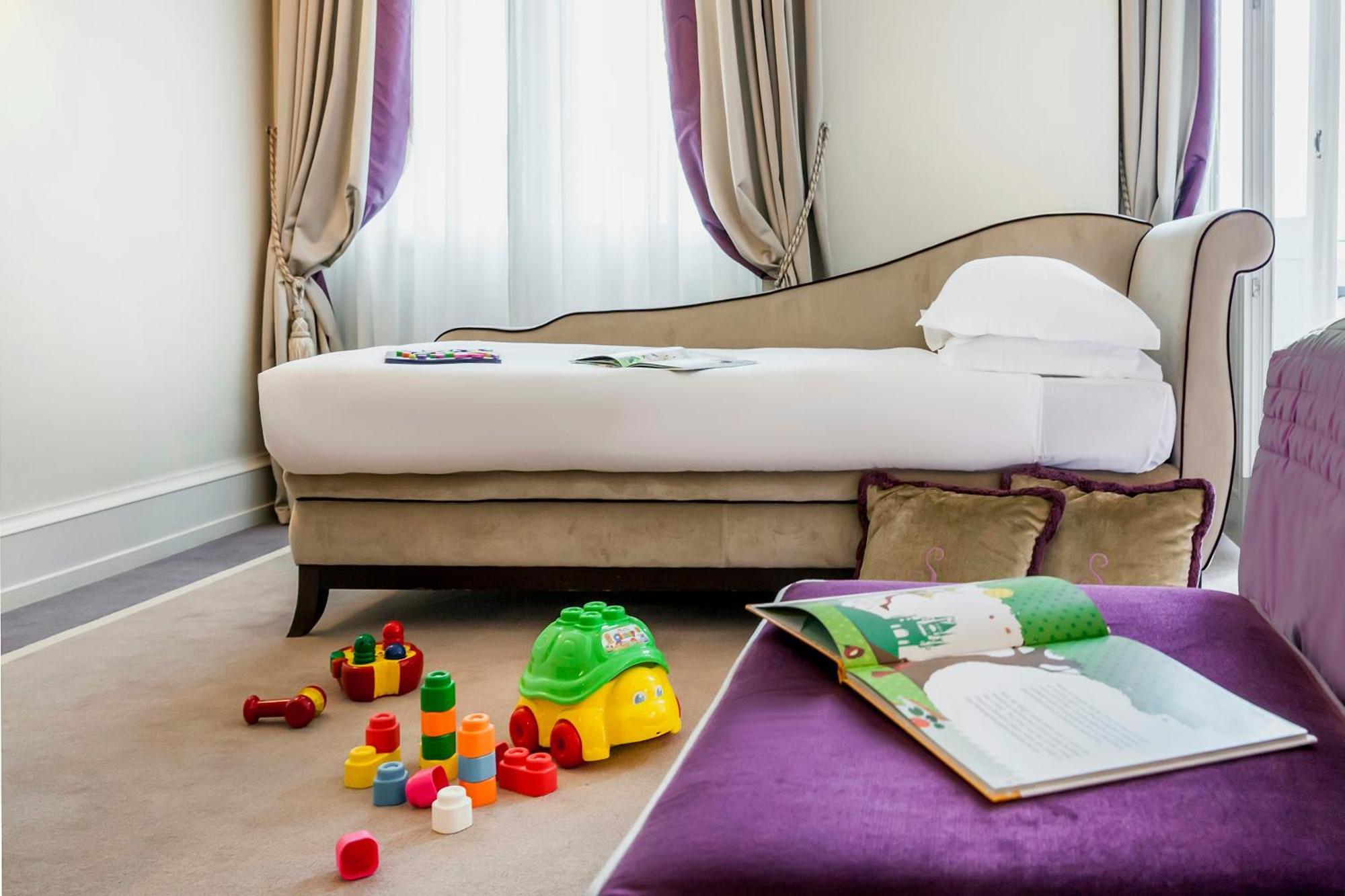 Family Suite,1730015215:JPEG