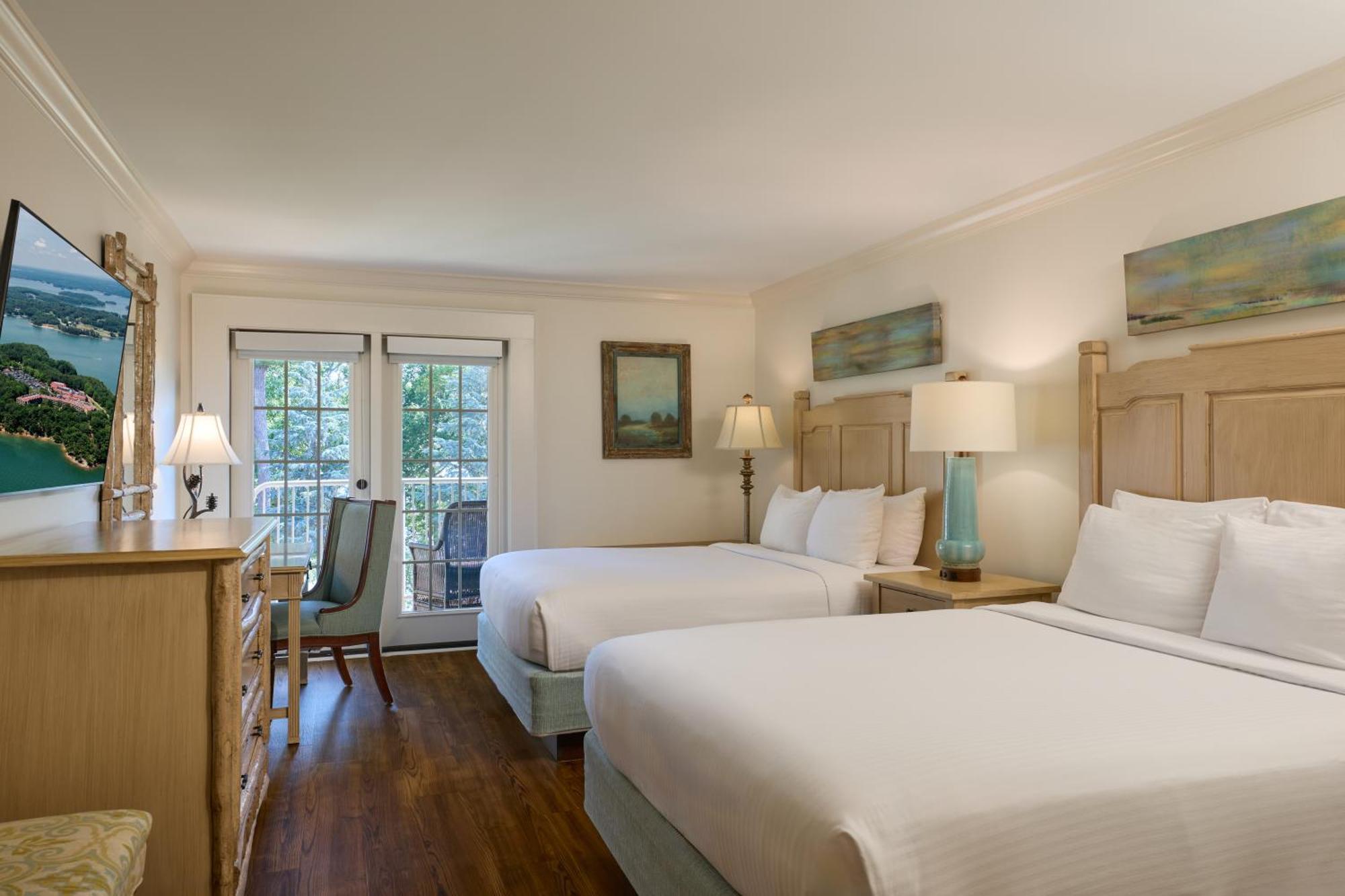 Queen Room with Two Queen Beds,1731396452:JPEG