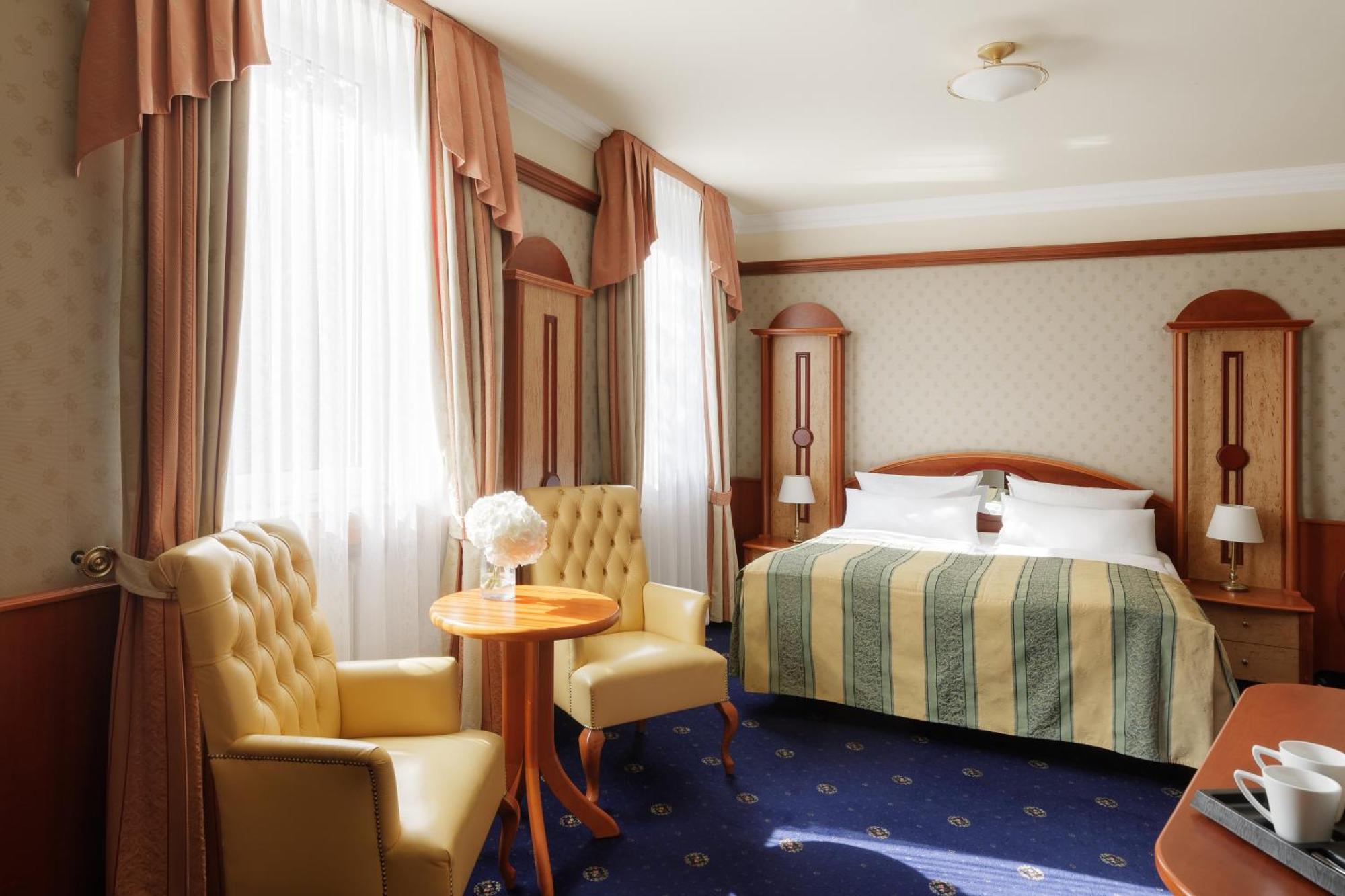 Double Room with Garden View,1739361238:JPEG