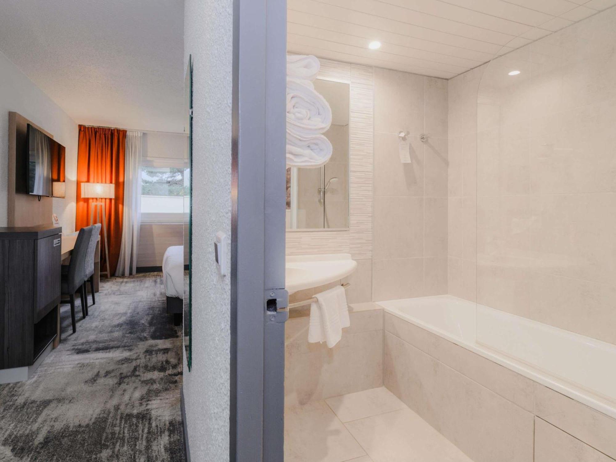 Chambre Classique avec 1 Lit Double et Lits Jumeaux