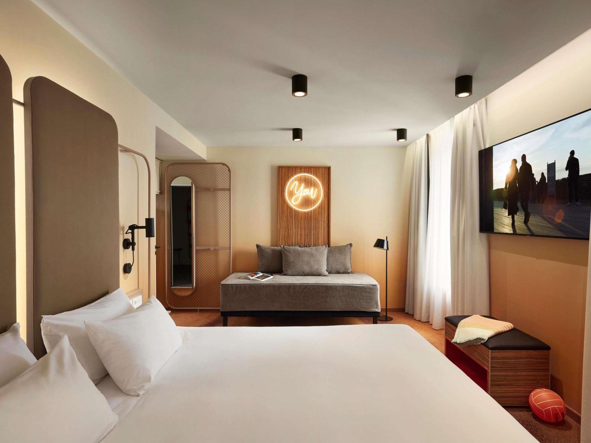 Chambre Triple Supérieure avec 1 Lit Double et 1 Lit Simple