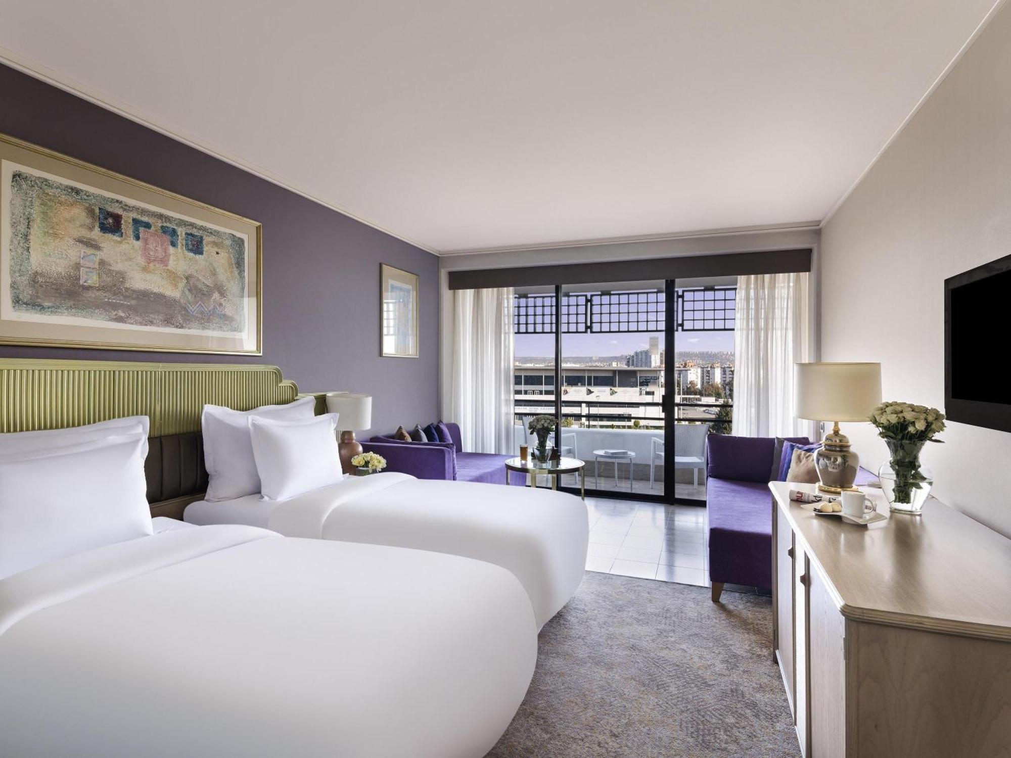 Standard Twin Room with City View,1742582510:JPEG