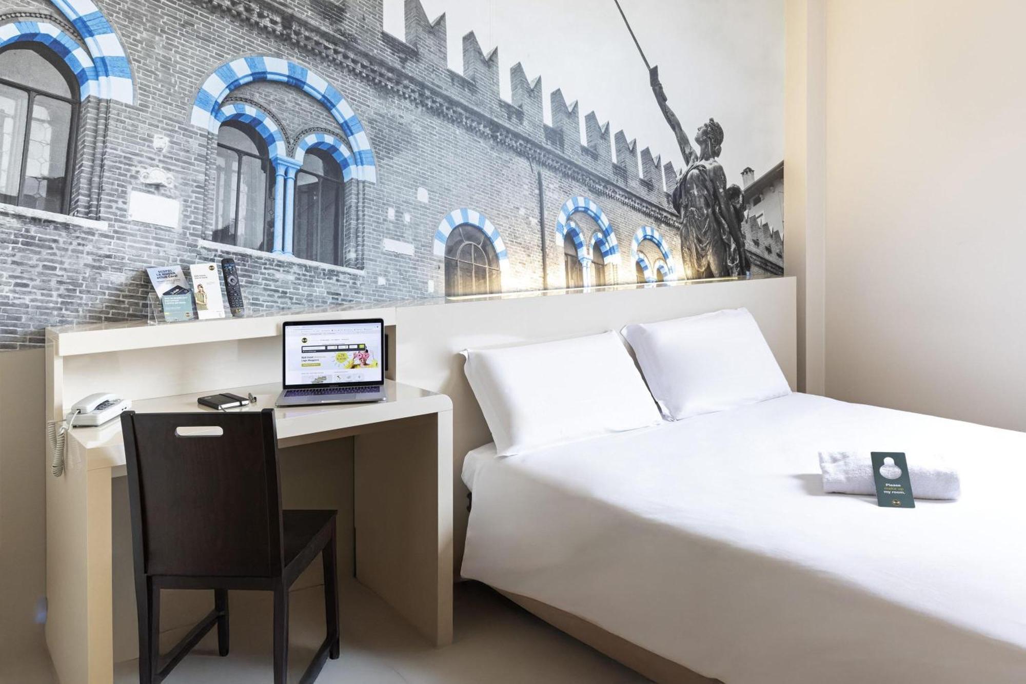 Superior Double Room,1742585537:JPEG