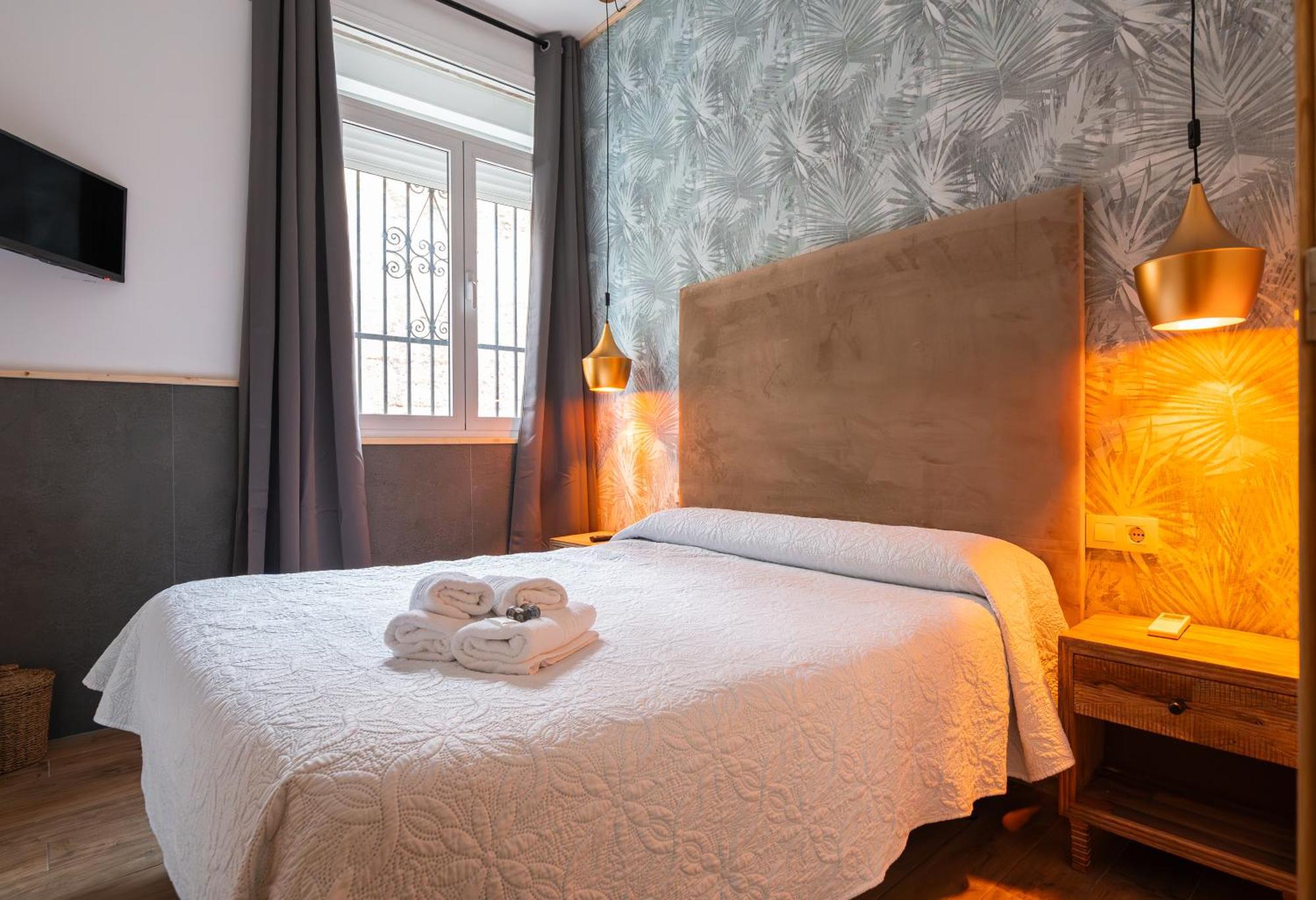 Budget Double Room with Private Bathroom- 1 Double Bed