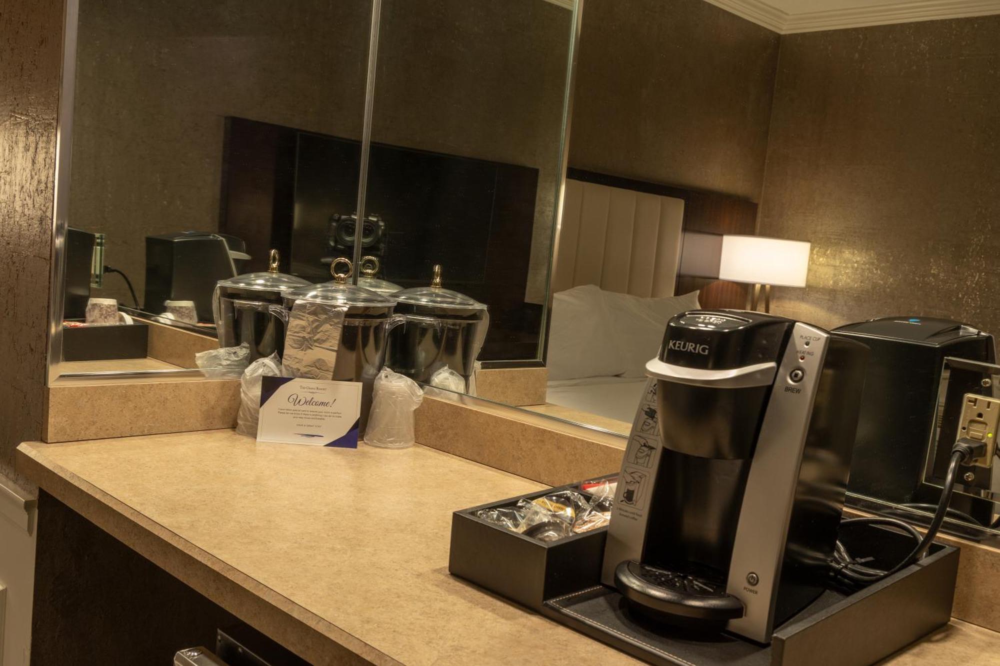 Luxury King Room