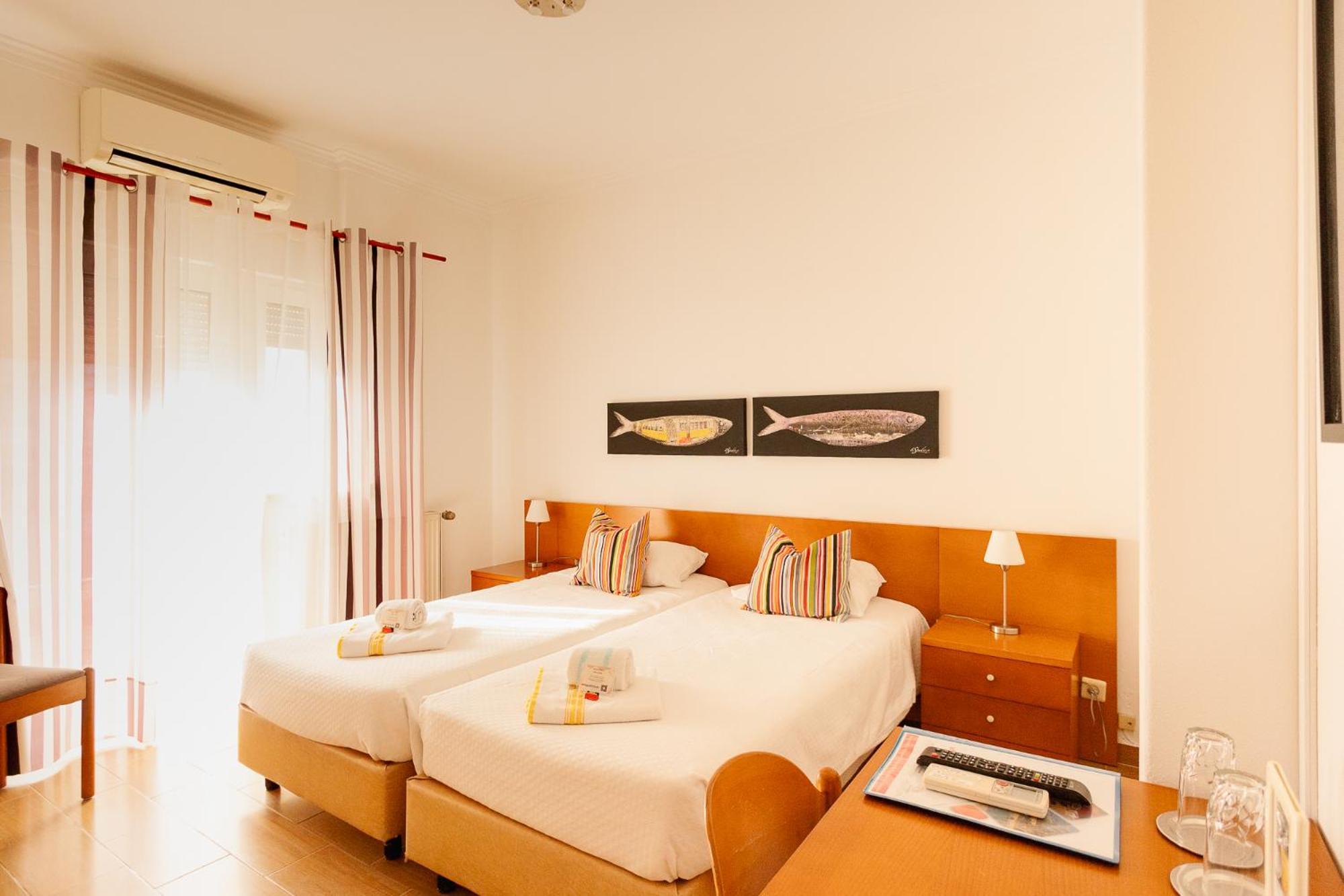 Quarto Twin Standard